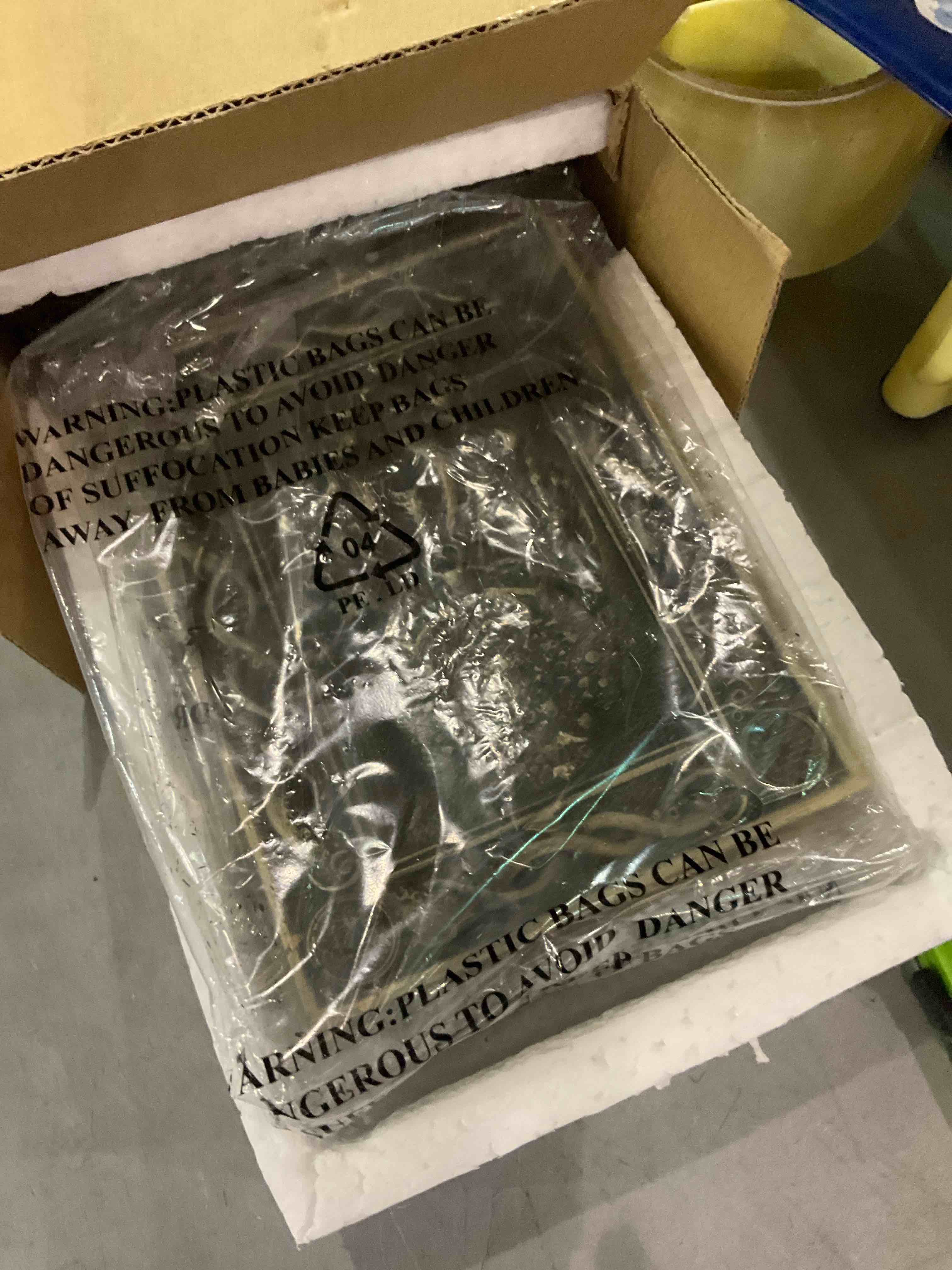 https://s3.amazonaws.com/lotting-images-prod/BargainHunt/EXS01413123_1722600819556.jpeg