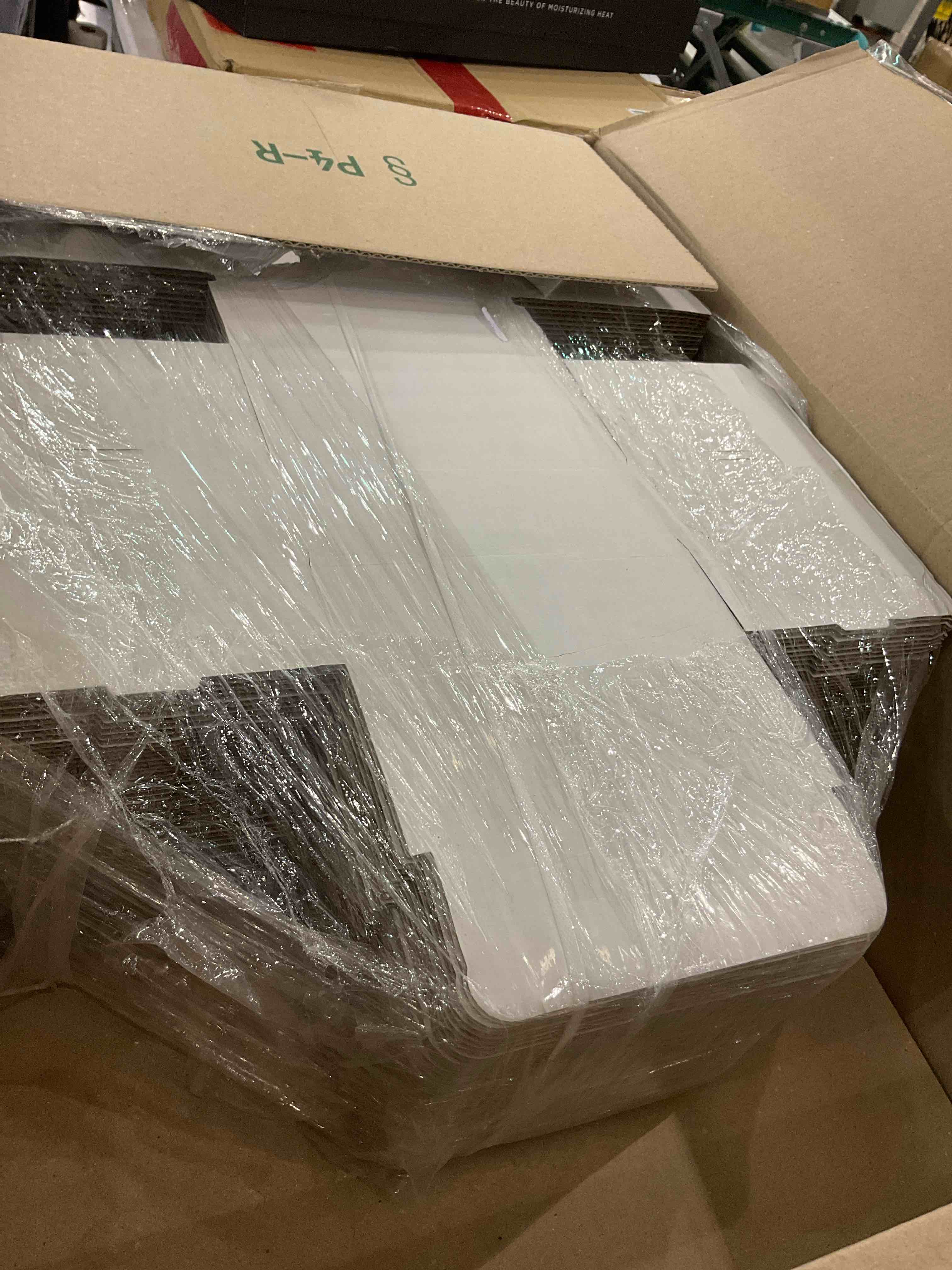 https://s3.amazonaws.com/lotting-images-prod/BargainHunt/EXS01413133_1722602114193.jpeg