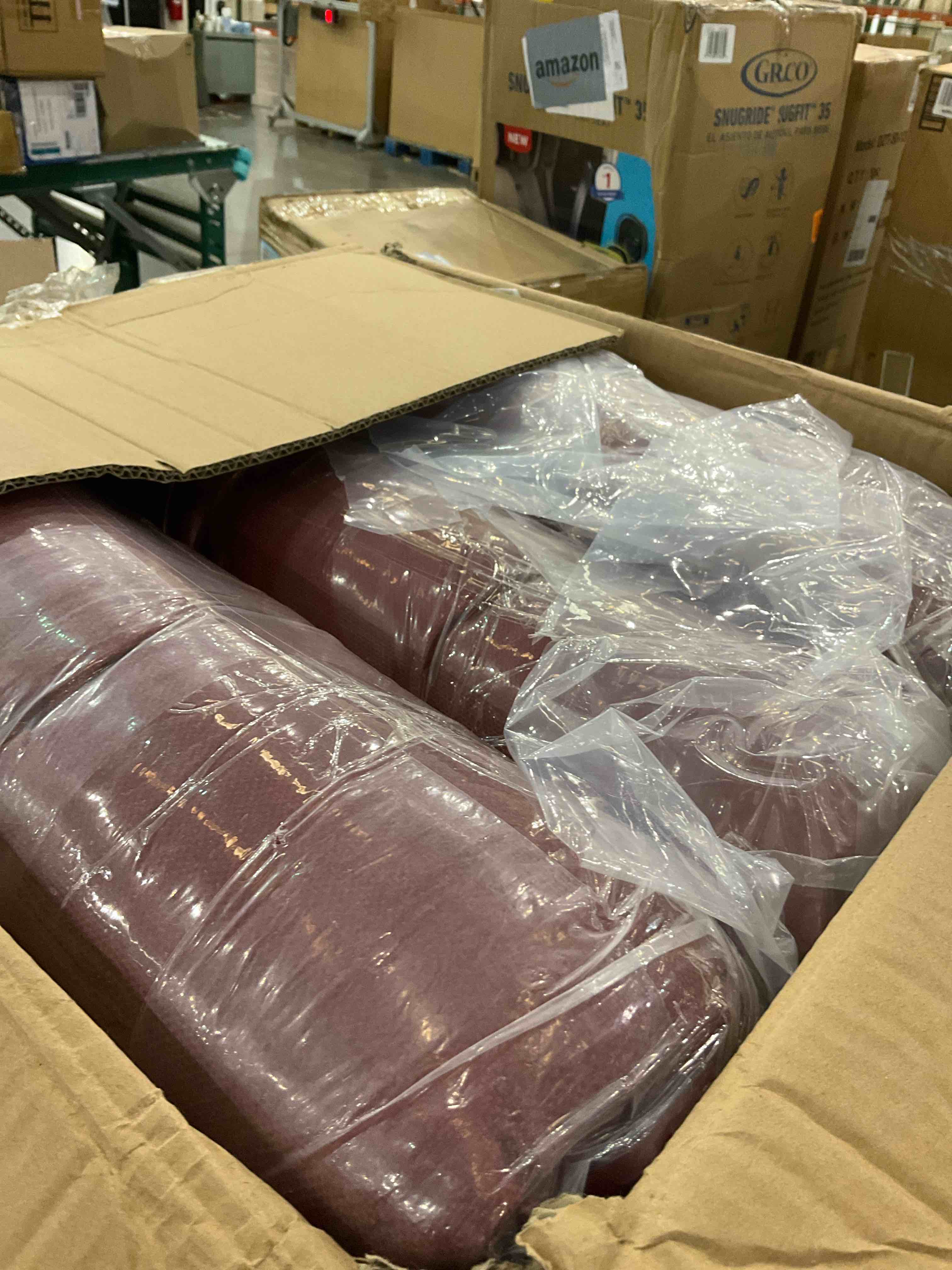https://s3.amazonaws.com/lotting-images-prod/BargainHunt/EXS01413170_1722617237576.jpeg