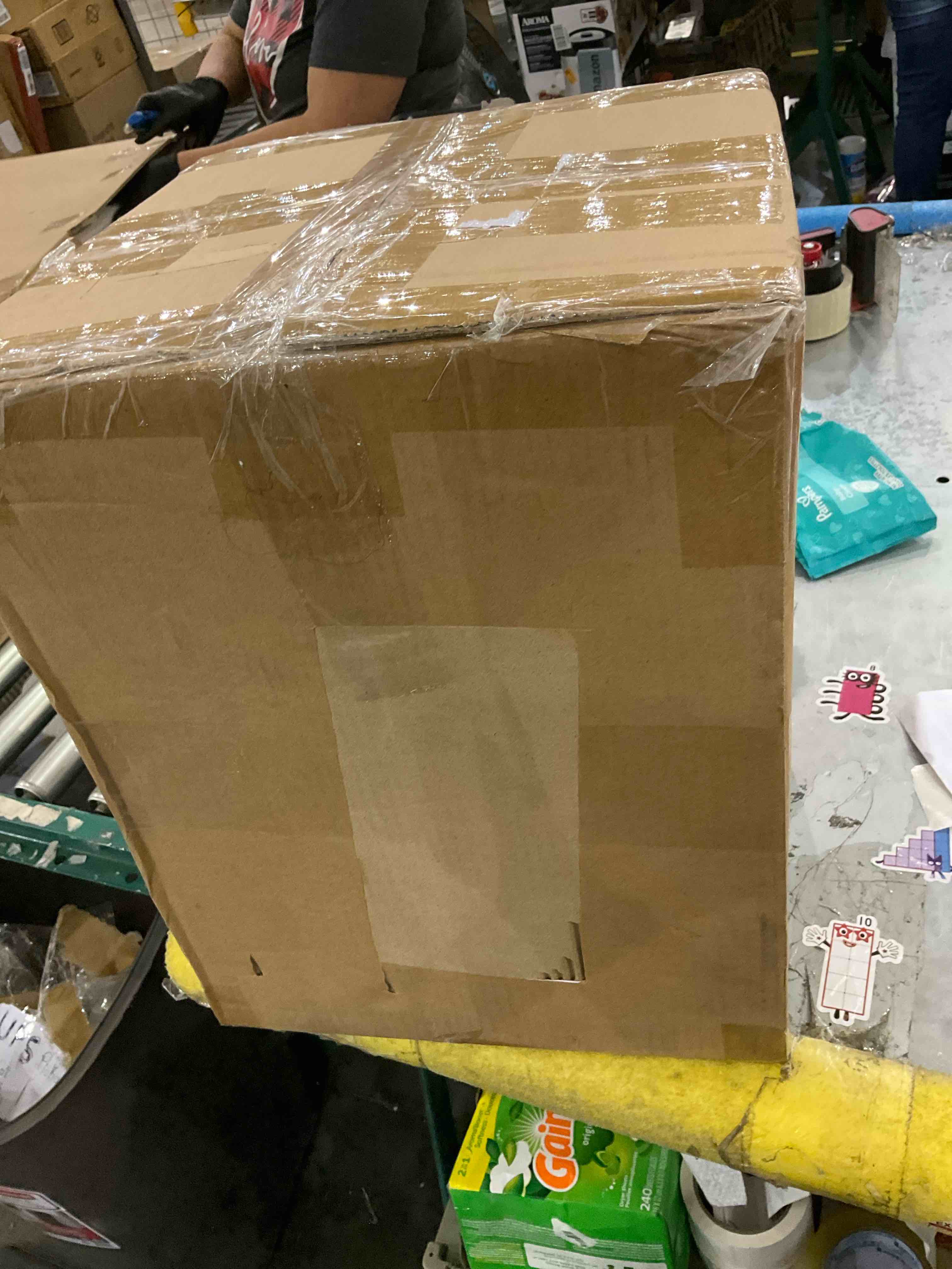 https://s3.amazonaws.com/lotting-images-prod/BargainHunt/EXS01414651_1721934572943.jpeg