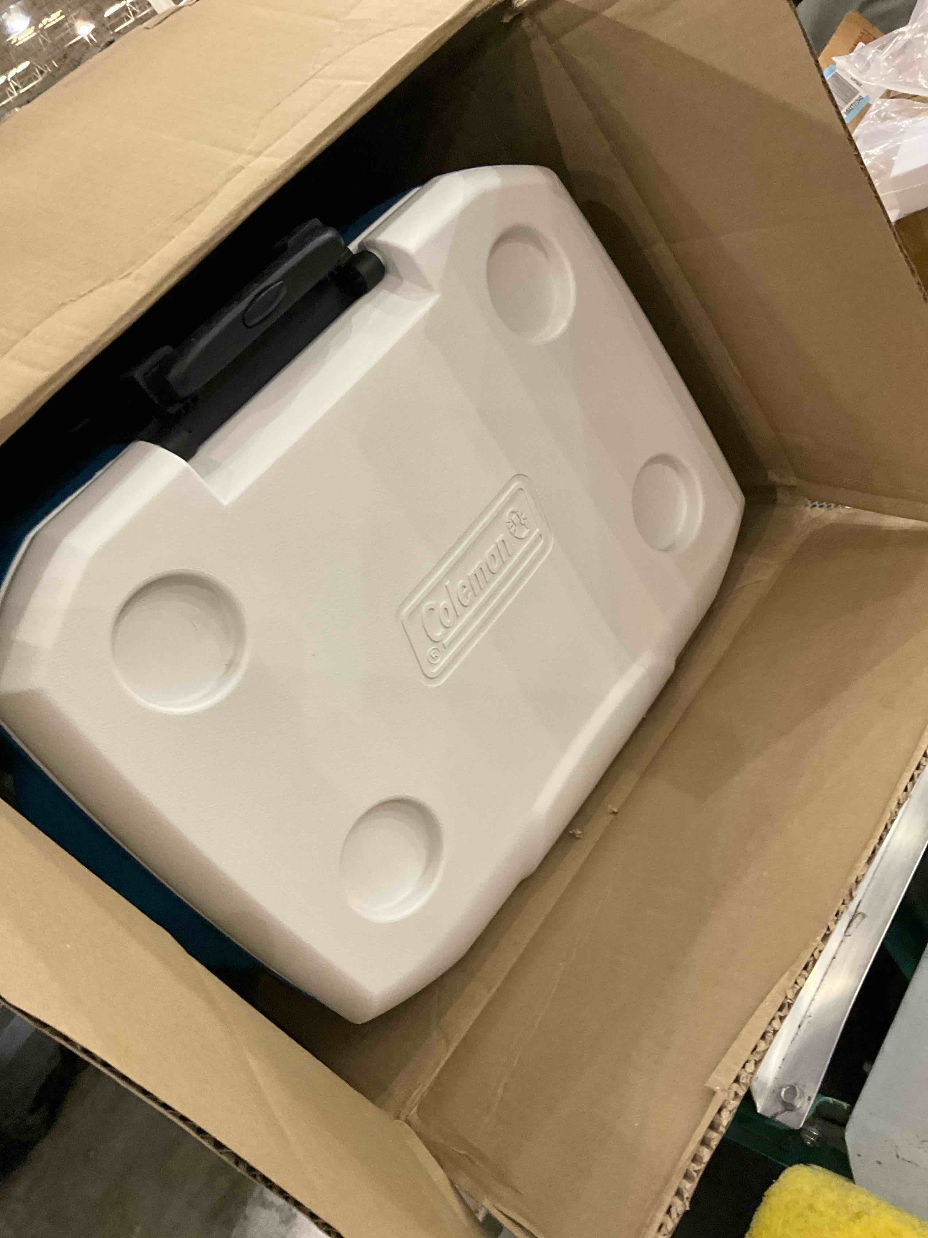 https://s3.amazonaws.com/lotting-images-prod/BargainHunt/EXS01414739_1722264200071.jpeg