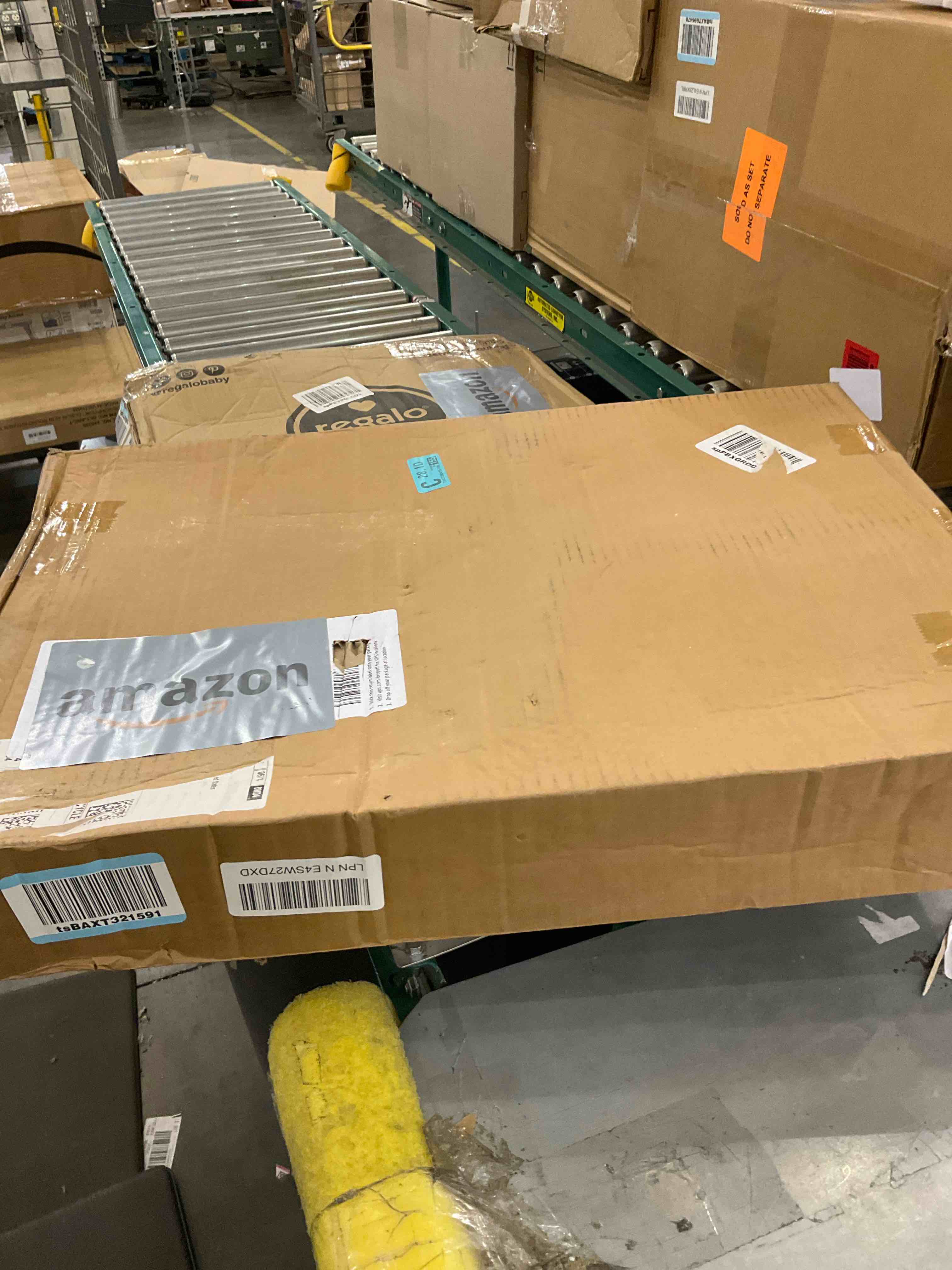 https://s3.amazonaws.com/lotting-images-prod/BargainHunt/EXS01414898_1722352836879.jpeg
