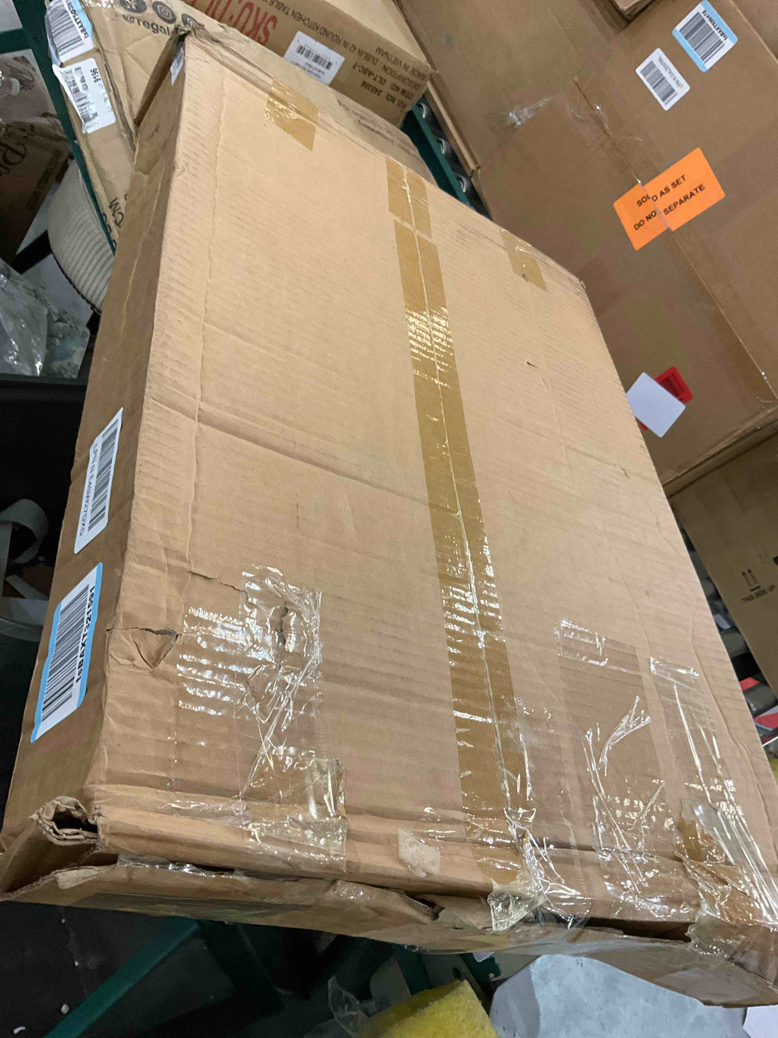 https://s3.amazonaws.com/lotting-images-prod/BargainHunt/EXS01414898_1722352905999.jpeg