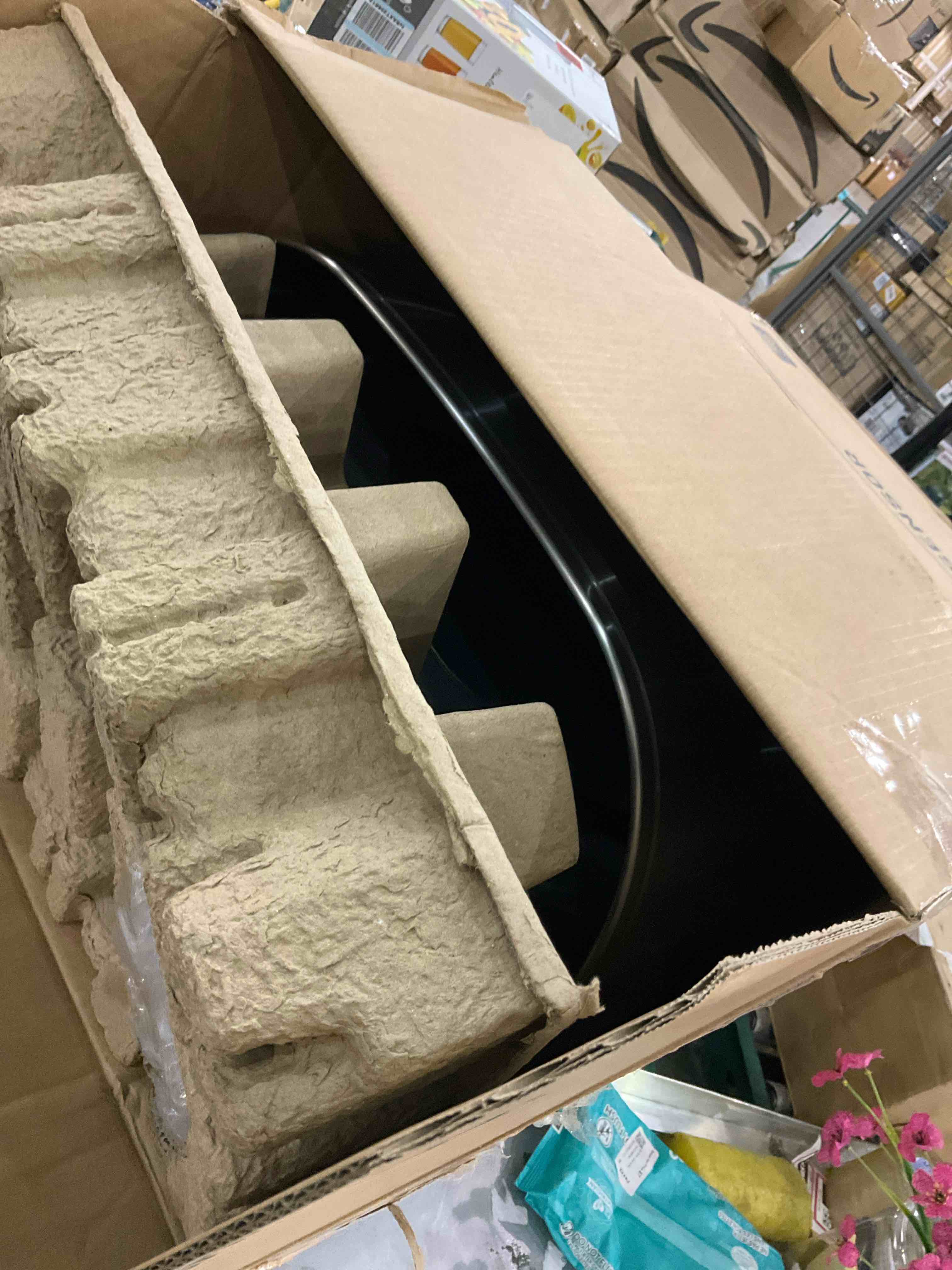 https://s3.amazonaws.com/lotting-images-prod/BargainHunt/EXS01414953_1722425471585.jpeg
