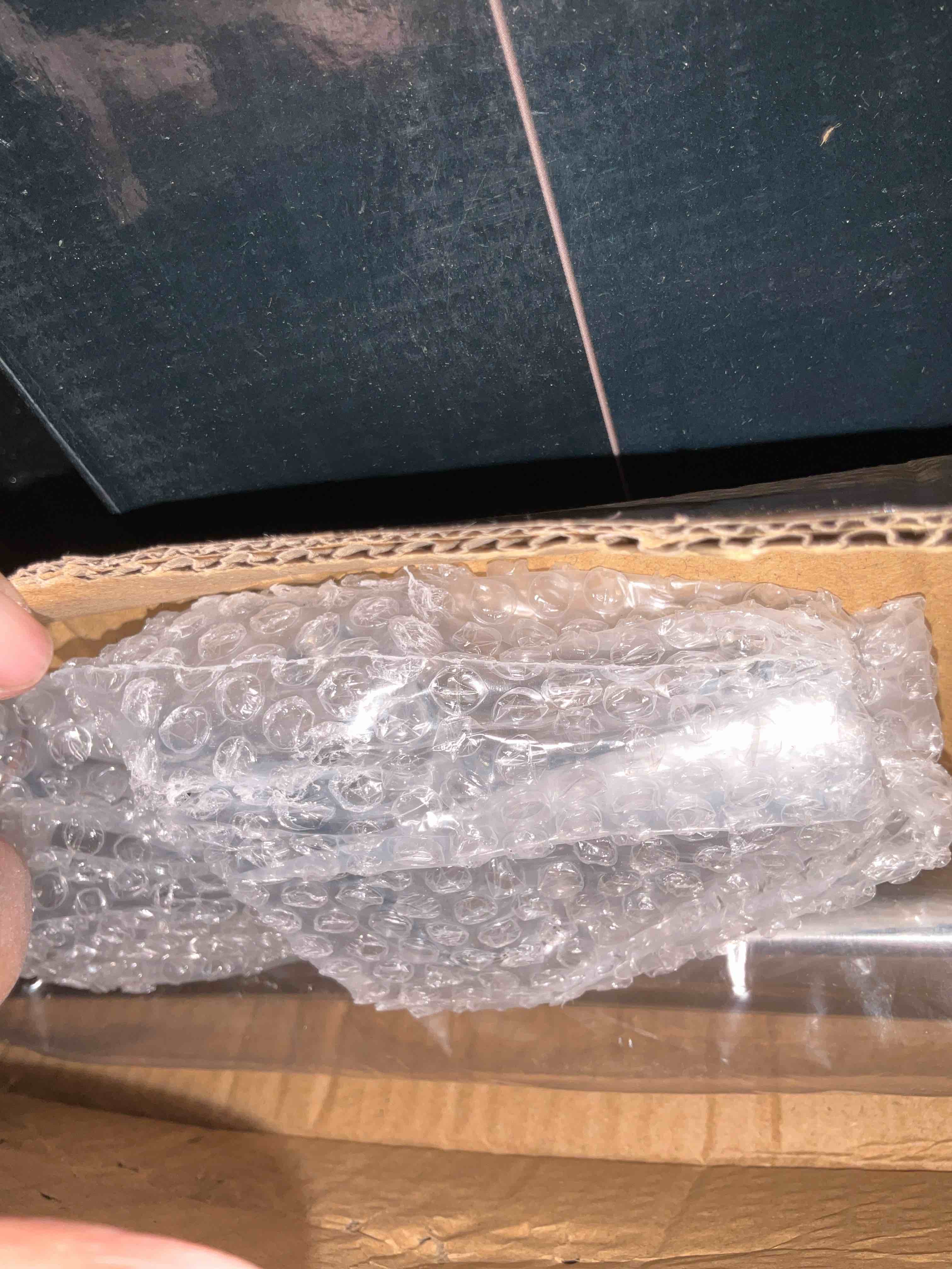 https://s3.amazonaws.com/lotting-images-prod/BargainHunt/EXS01415067_1721746876905.jpeg