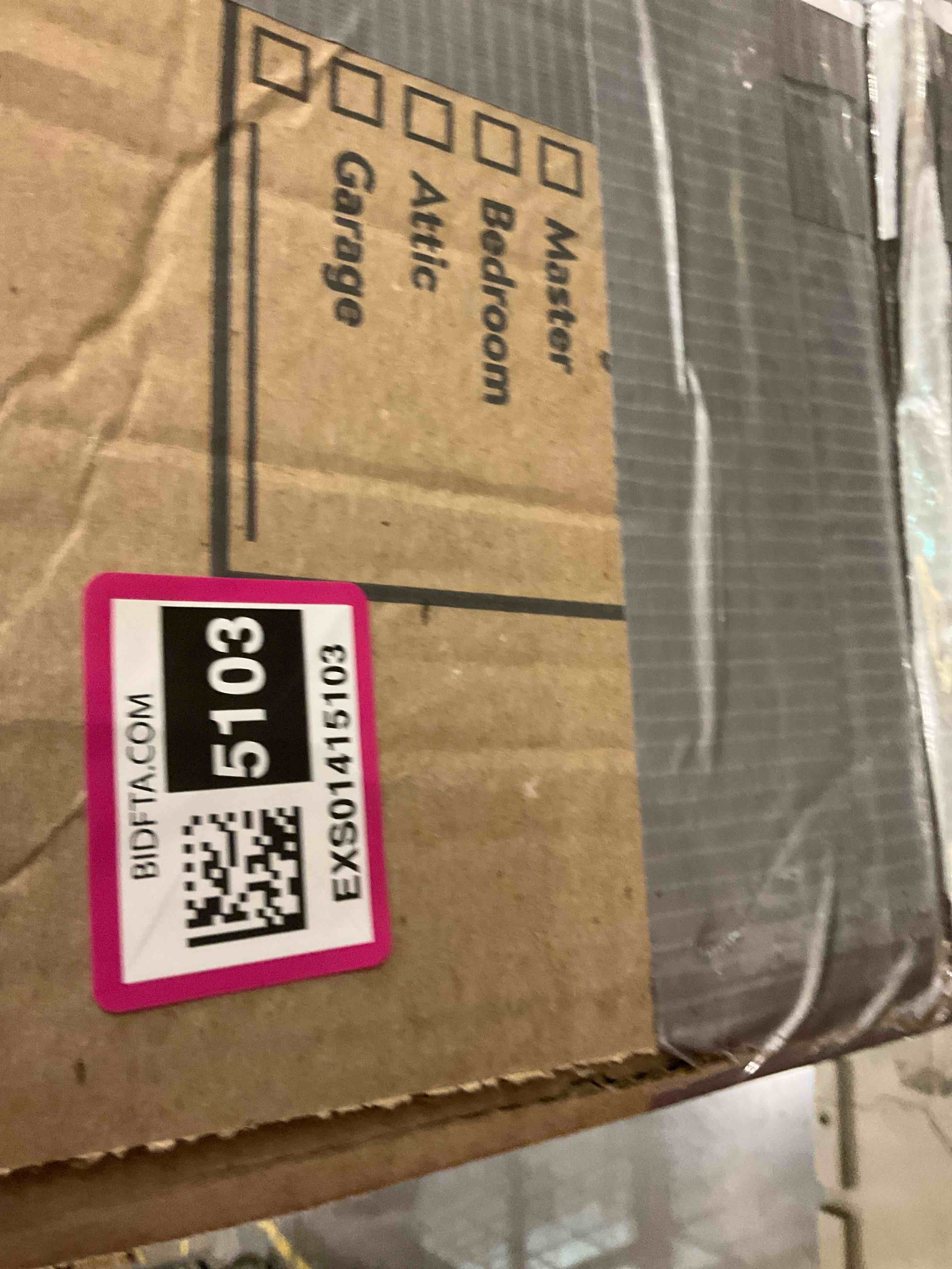 https://s3.amazonaws.com/lotting-images-prod/BargainHunt/EXS01415103_1721753821229.jpeg