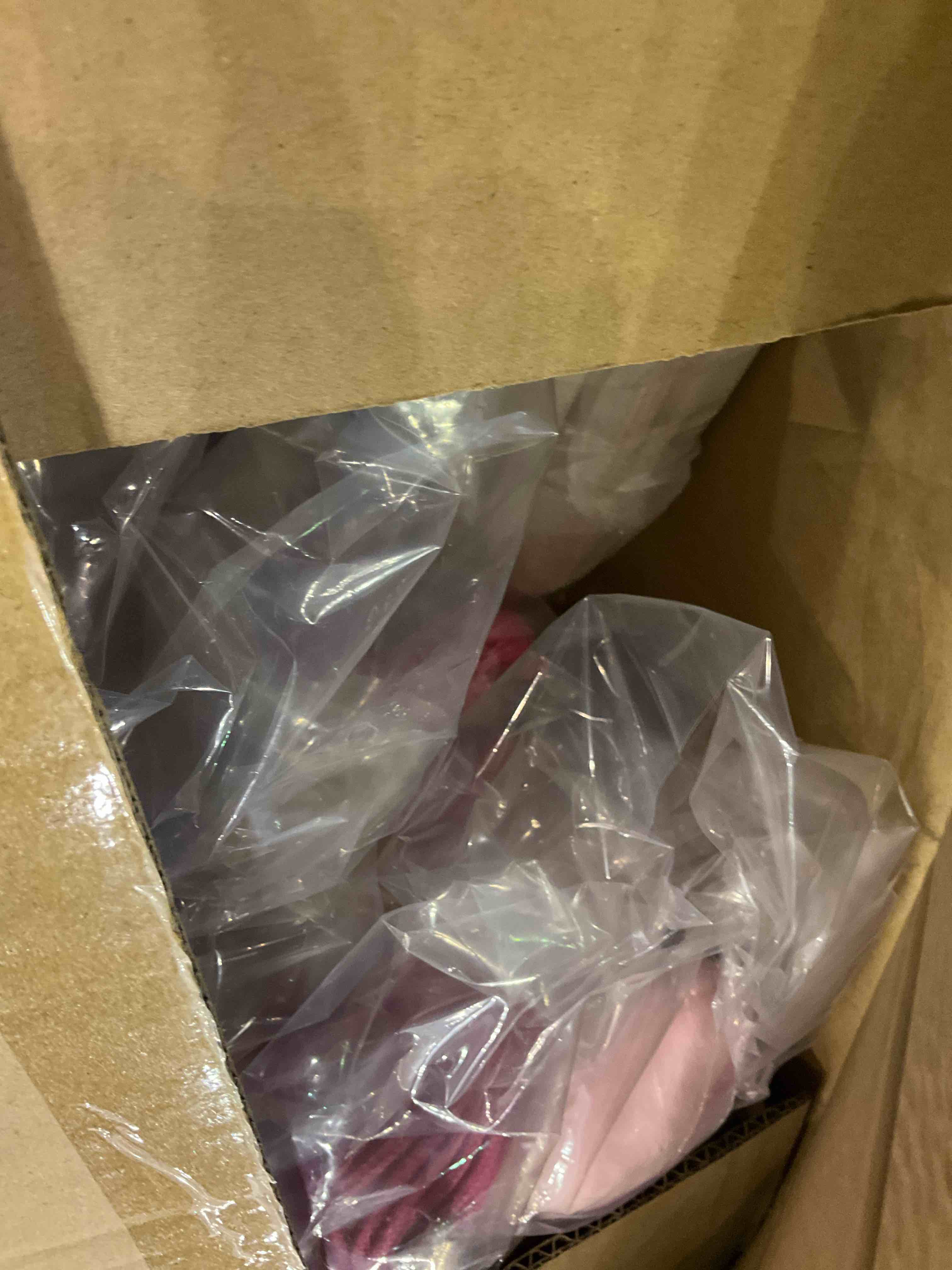 https://s3.amazonaws.com/lotting-images-prod/BargainHunt/EXS01415253_1721907374813.jpeg