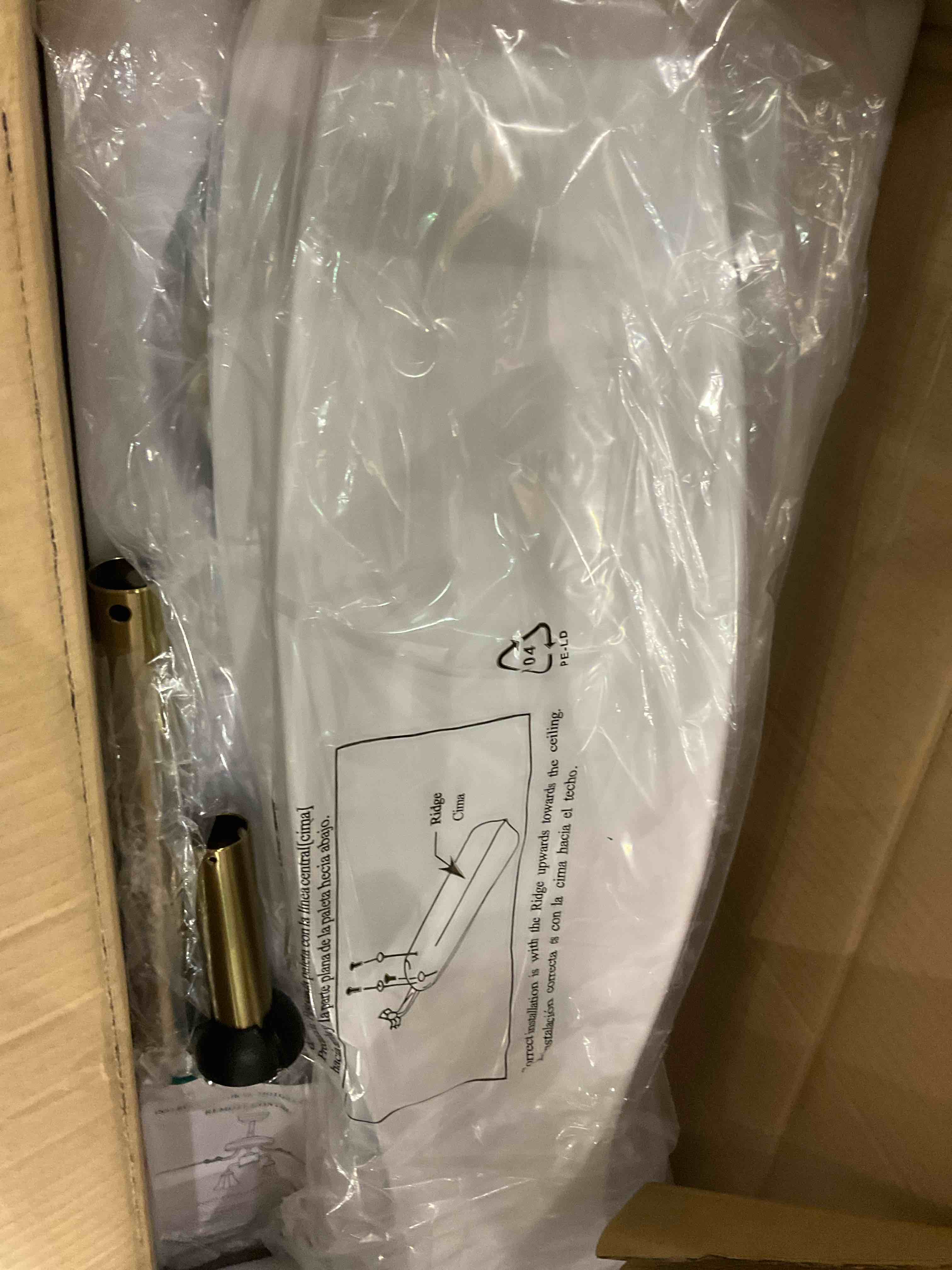https://s3.amazonaws.com/lotting-images-prod/BargainHunt/EXS01415285_1721909777595.jpeg