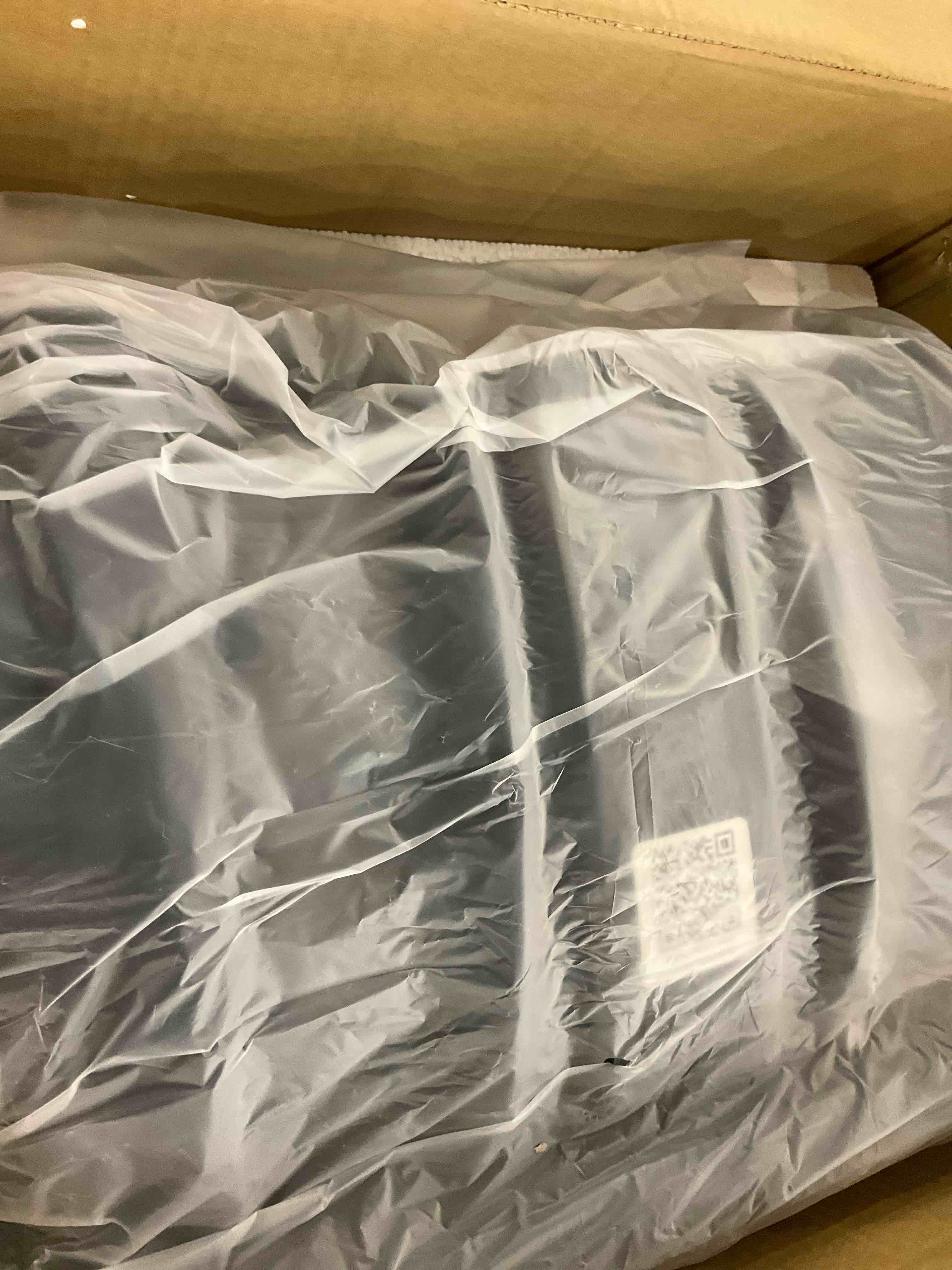 https://s3.amazonaws.com/lotting-images-prod/BargainHunt/EXS01415354_1721925791261.jpeg