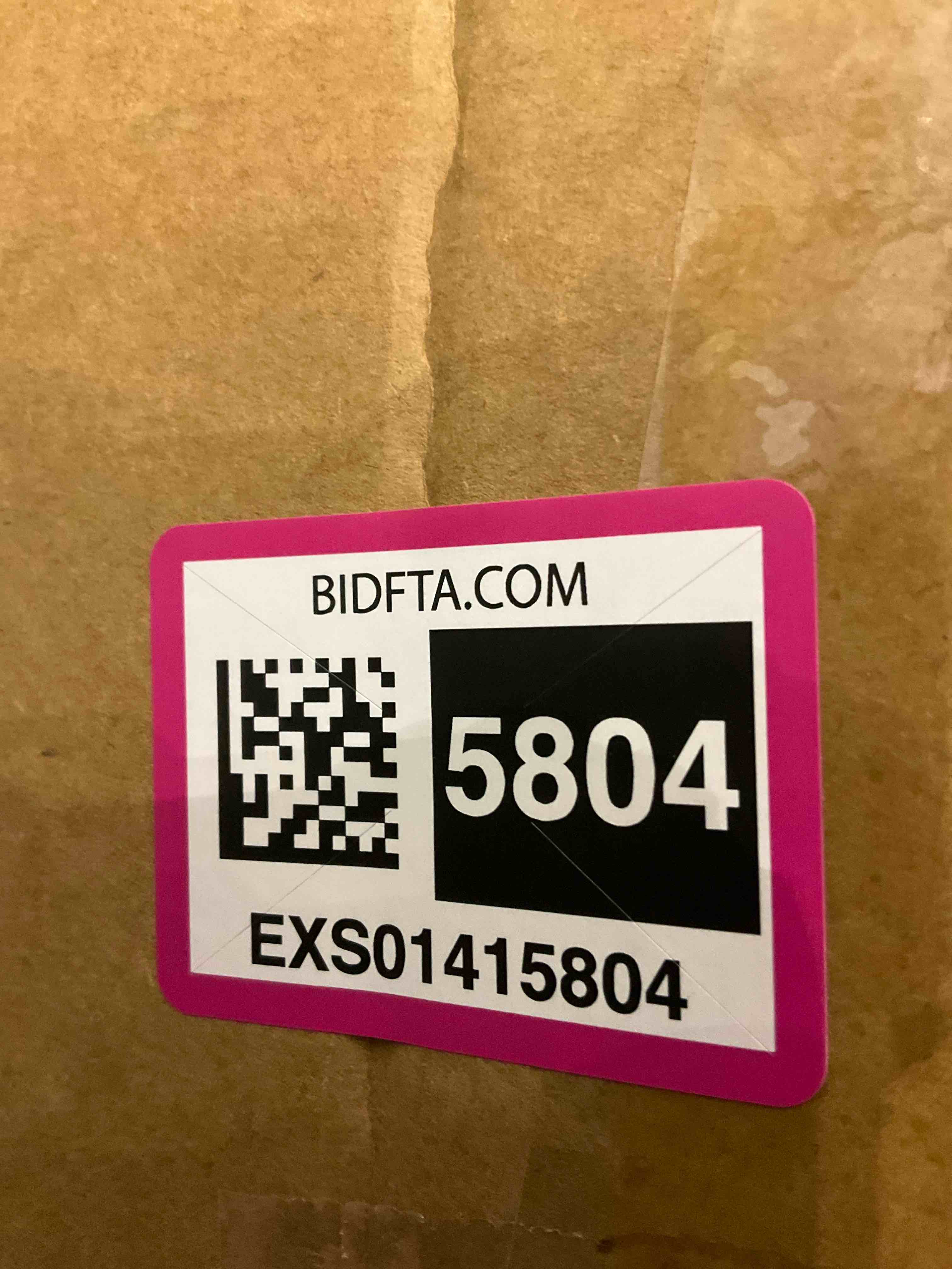 https://s3.amazonaws.com/lotting-images-prod/BargainHunt/EXS01415804_1722859036658.jpeg