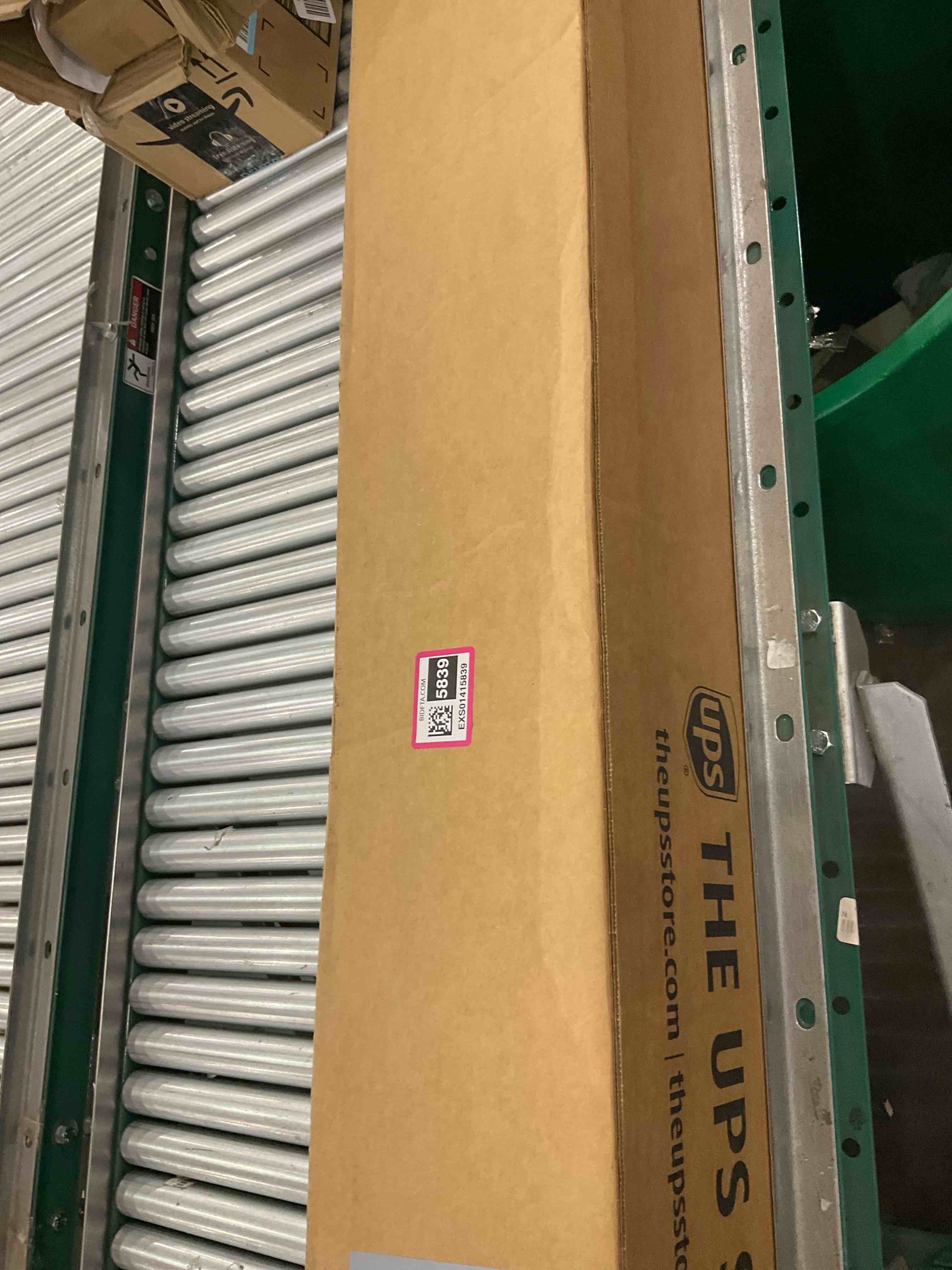 https://s3.amazonaws.com/lotting-images-prod/BargainHunt/EXS01415839_1722867976122.jpeg