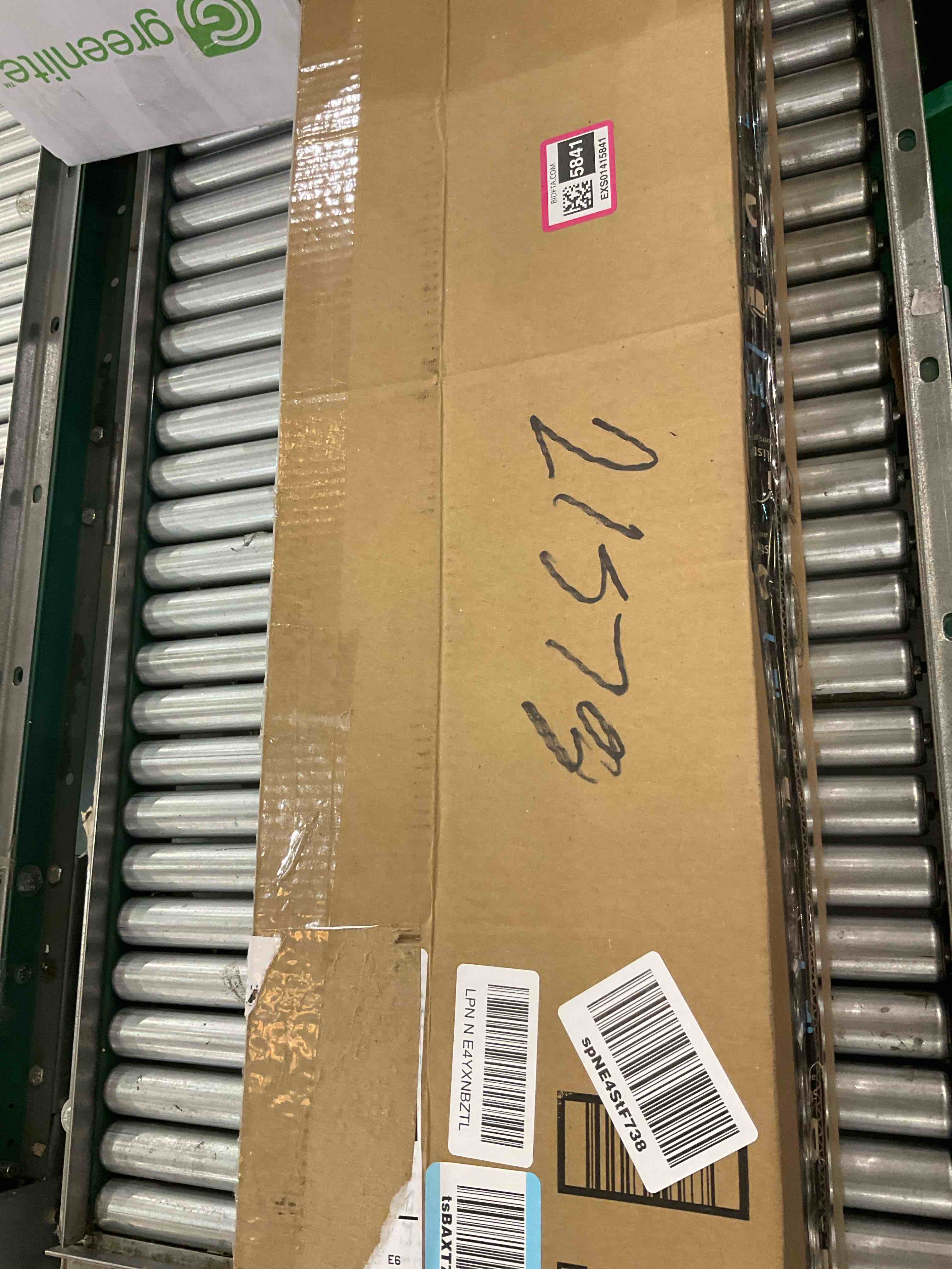 https://s3.amazonaws.com/lotting-images-prod/BargainHunt/EXS01415841_1722868486702.jpeg