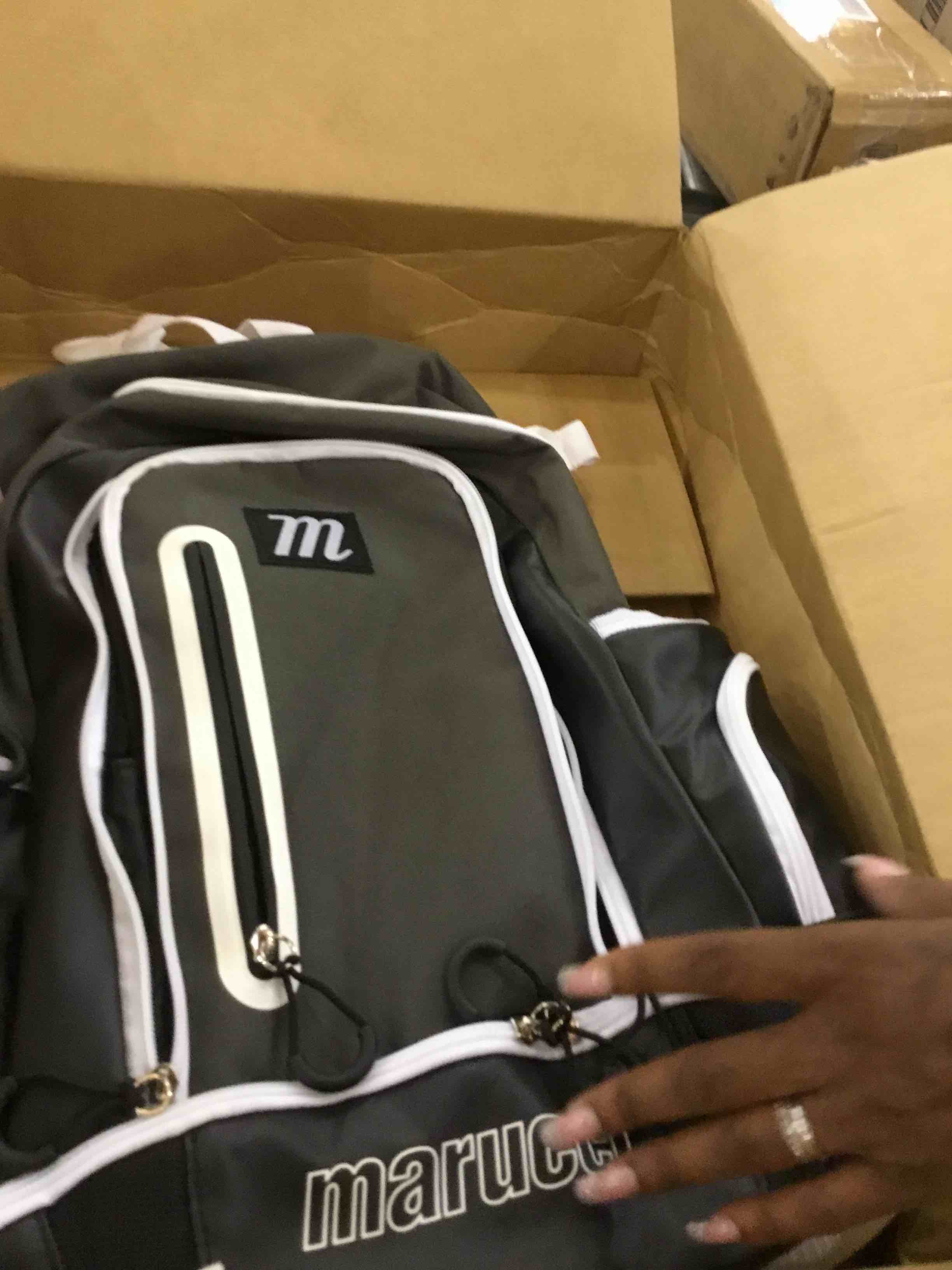 Marucci - Cavalry BAT Pack Gray/Black (MBCVLRYBP-GY/BK)