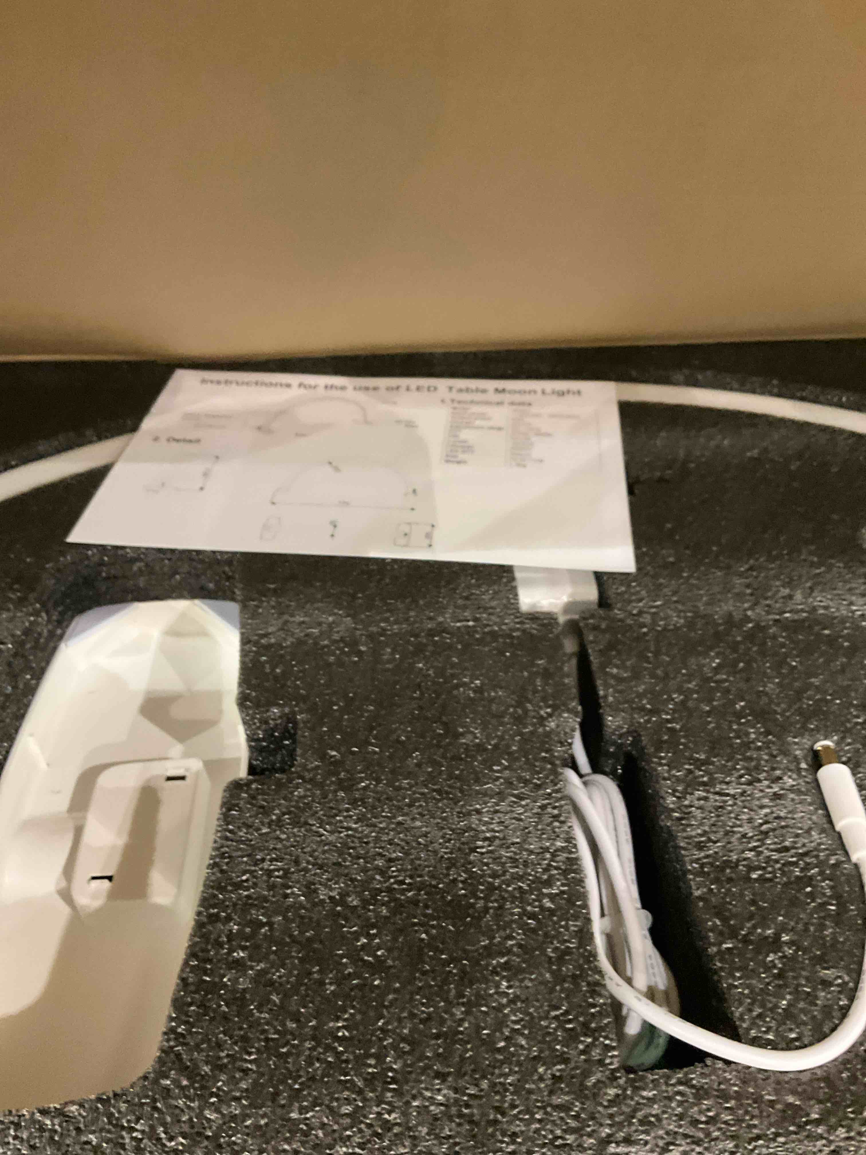 https://s3.amazonaws.com/lotting-images-prod/BargainHunt/EXS01416607_1721651312604.jpeg