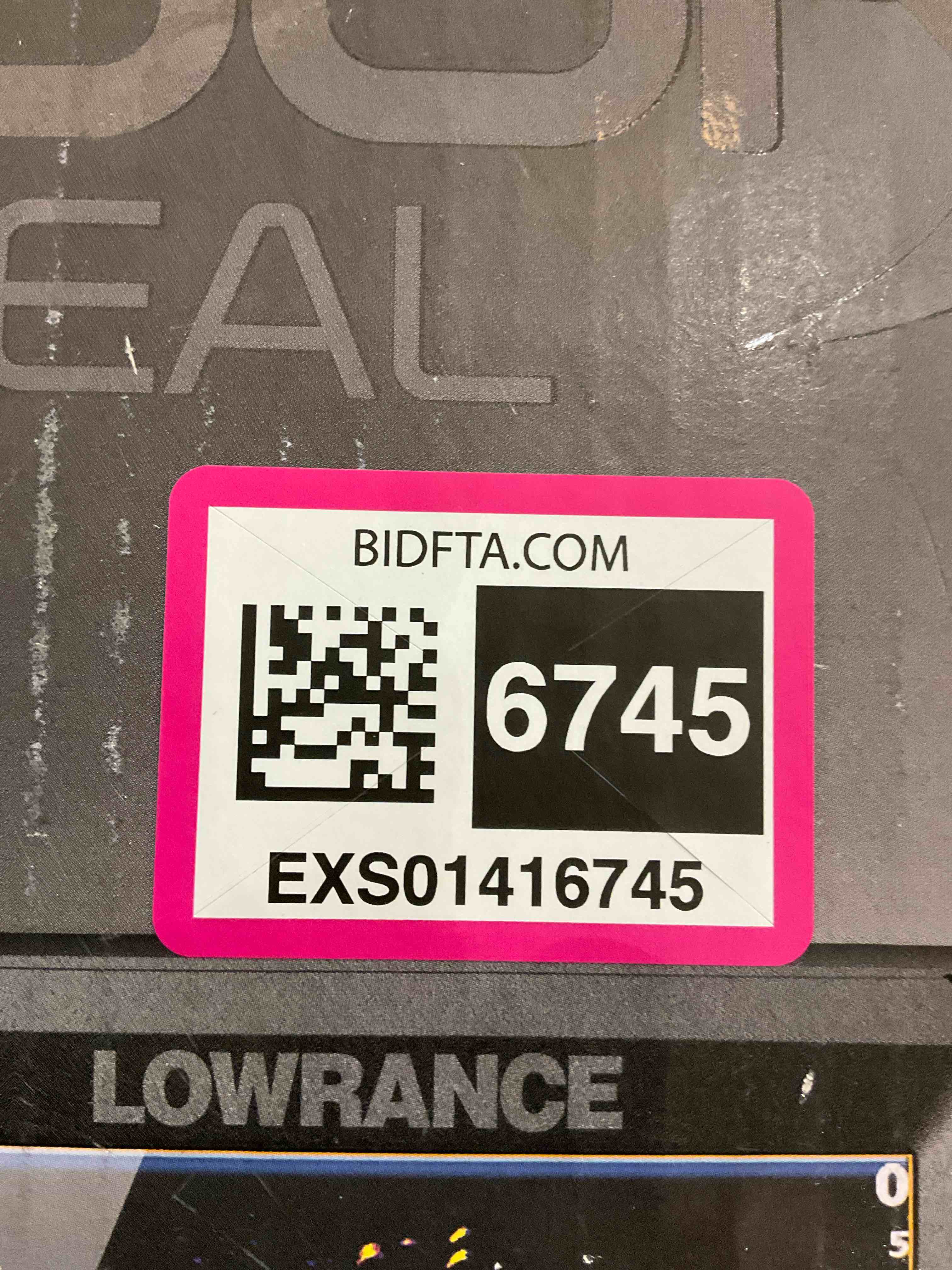 https://s3.amazonaws.com/lotting-images-prod/BargainHunt/EXS01416745_1721929864647.jpeg