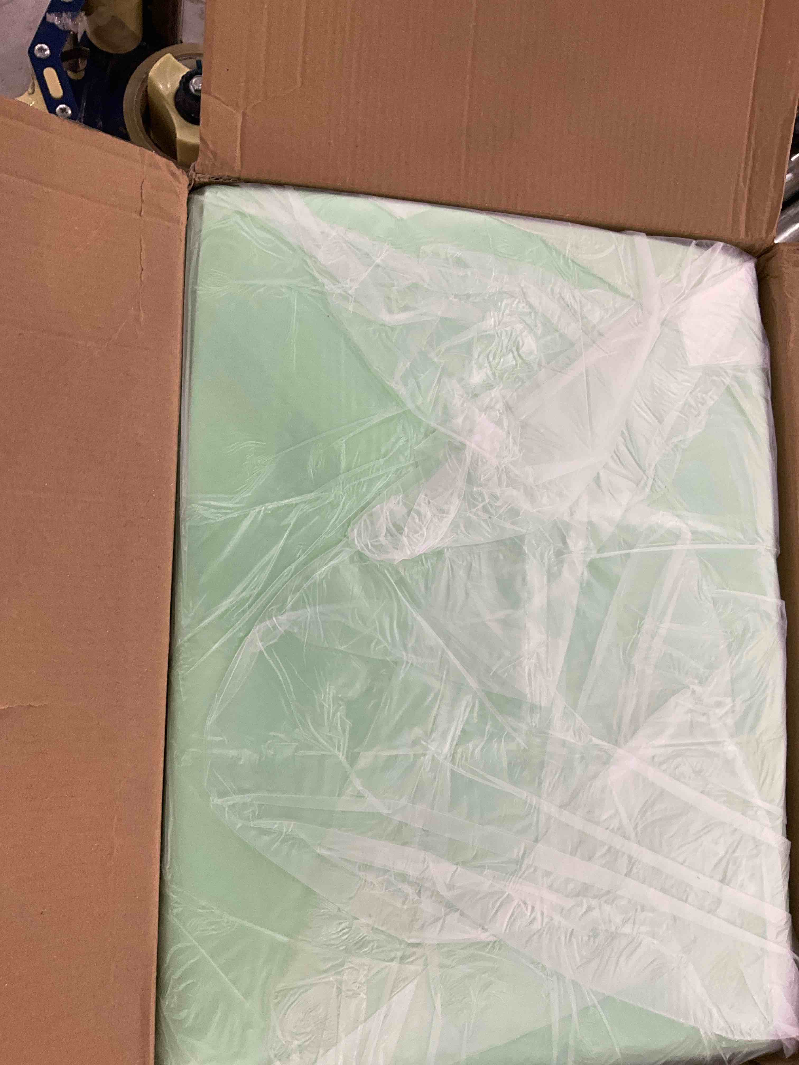https://s3.amazonaws.com/lotting-images-prod/BargainHunt/EXS01416754_1721934310604.jpeg