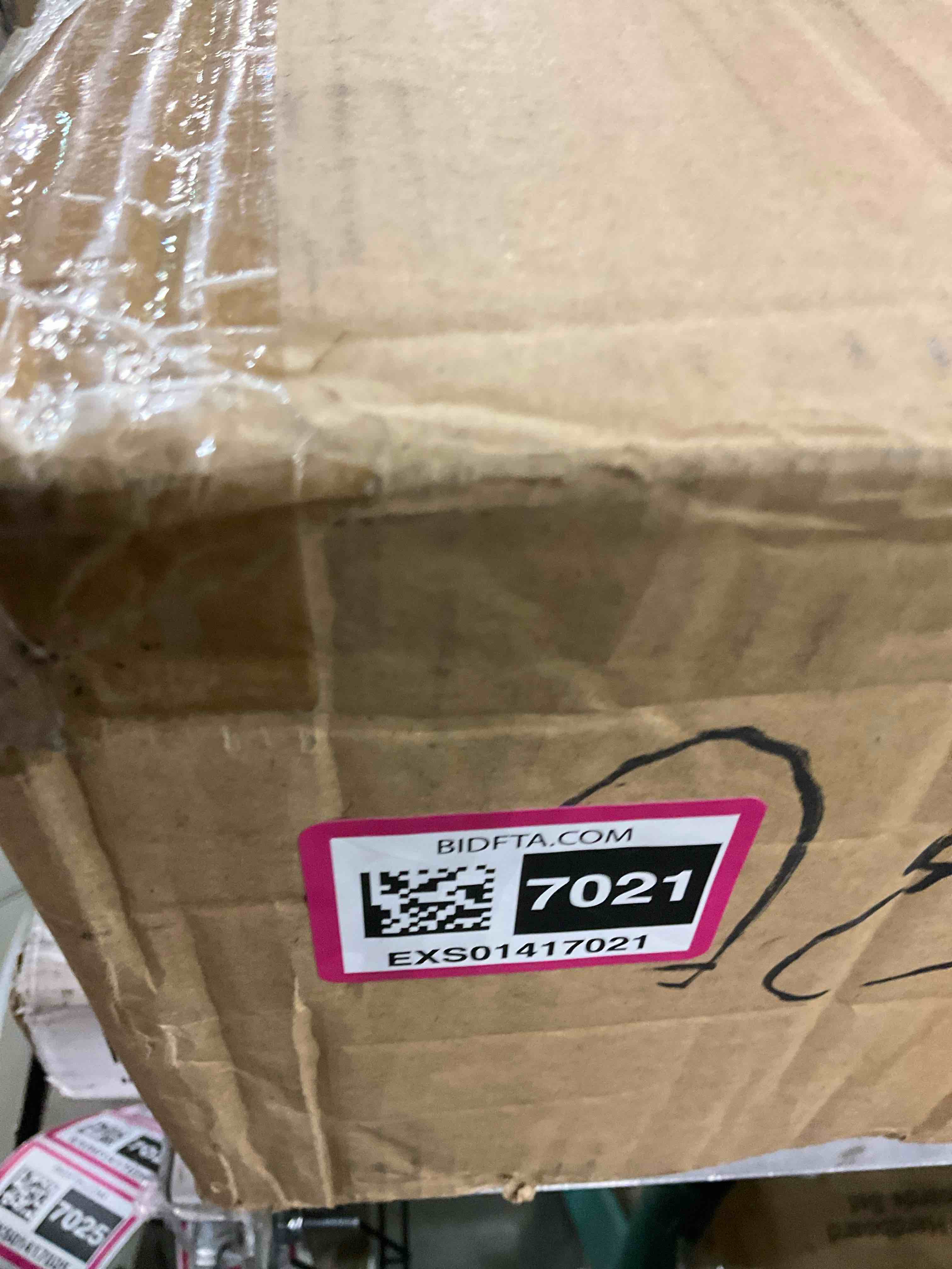 https://s3.amazonaws.com/lotting-images-prod/BargainHunt/EXS01417021_1721057424615.jpeg