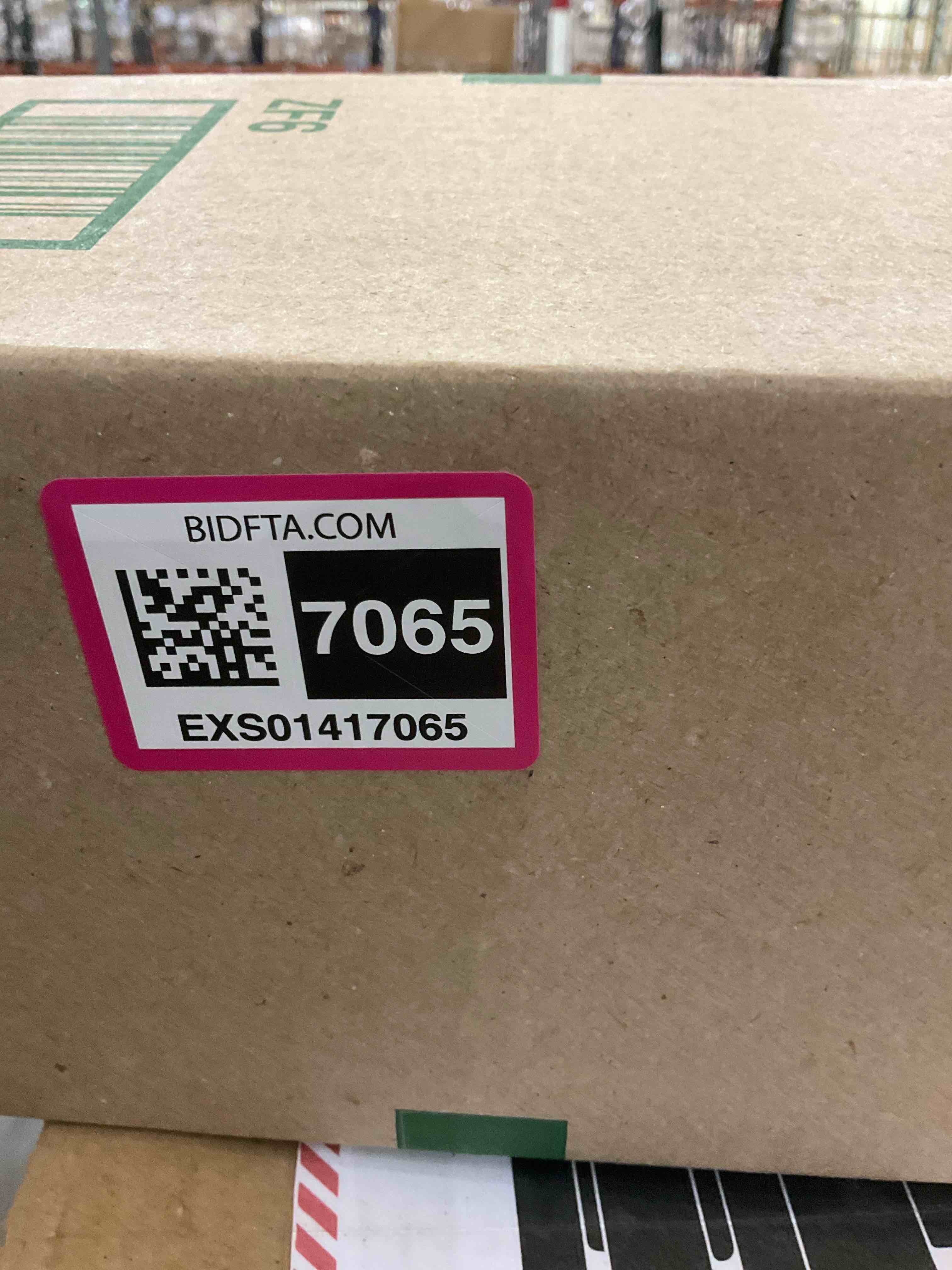 https://s3.amazonaws.com/lotting-images-prod/BargainHunt/EXS01417065_1721065155052.jpeg