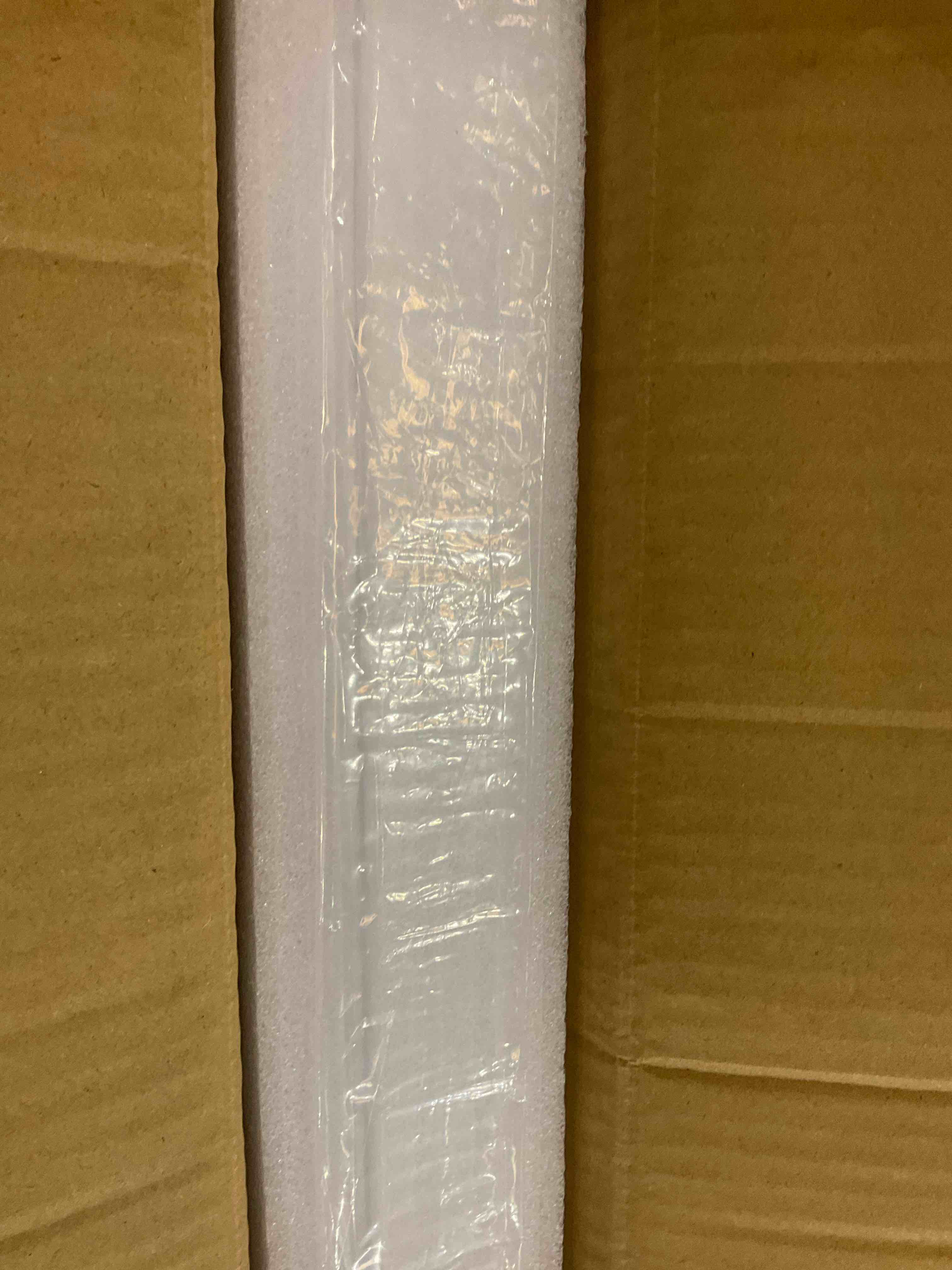 https://s3.amazonaws.com/lotting-images-prod/BargainHunt/EXS01417159_1721144140364.jpeg