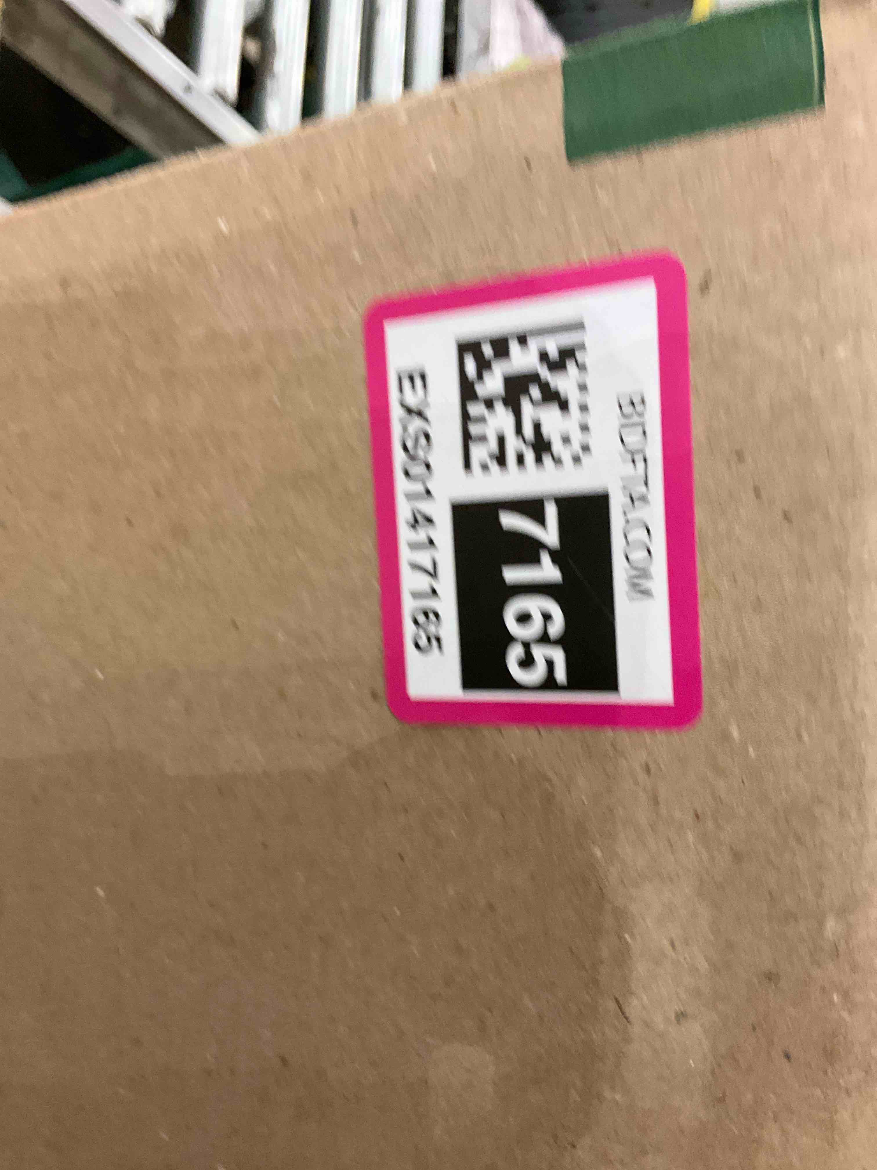 https://s3.amazonaws.com/lotting-images-prod/BargainHunt/EXS01417165_1721147787173.jpeg