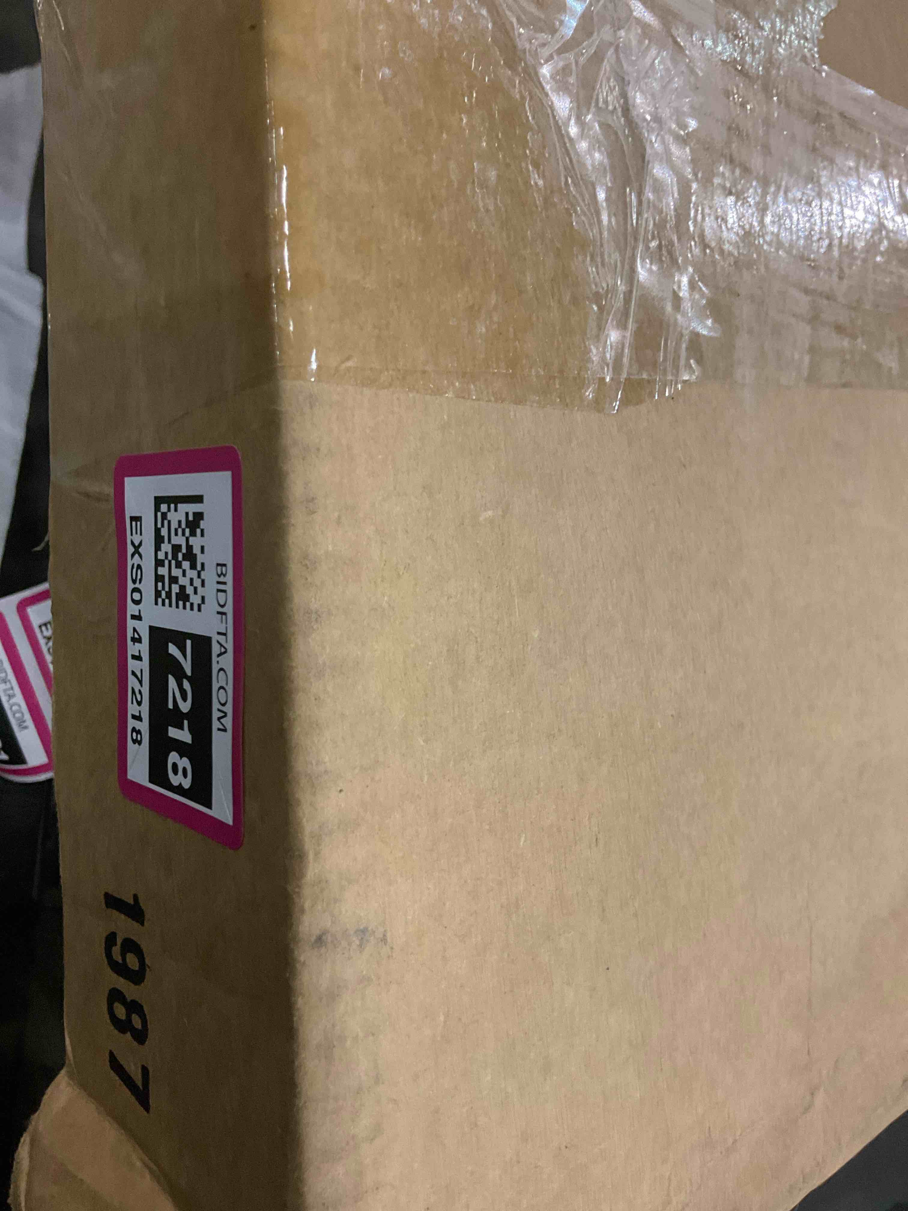 https://s3.amazonaws.com/lotting-images-prod/BargainHunt/EXS01417218_1721217178513.jpeg