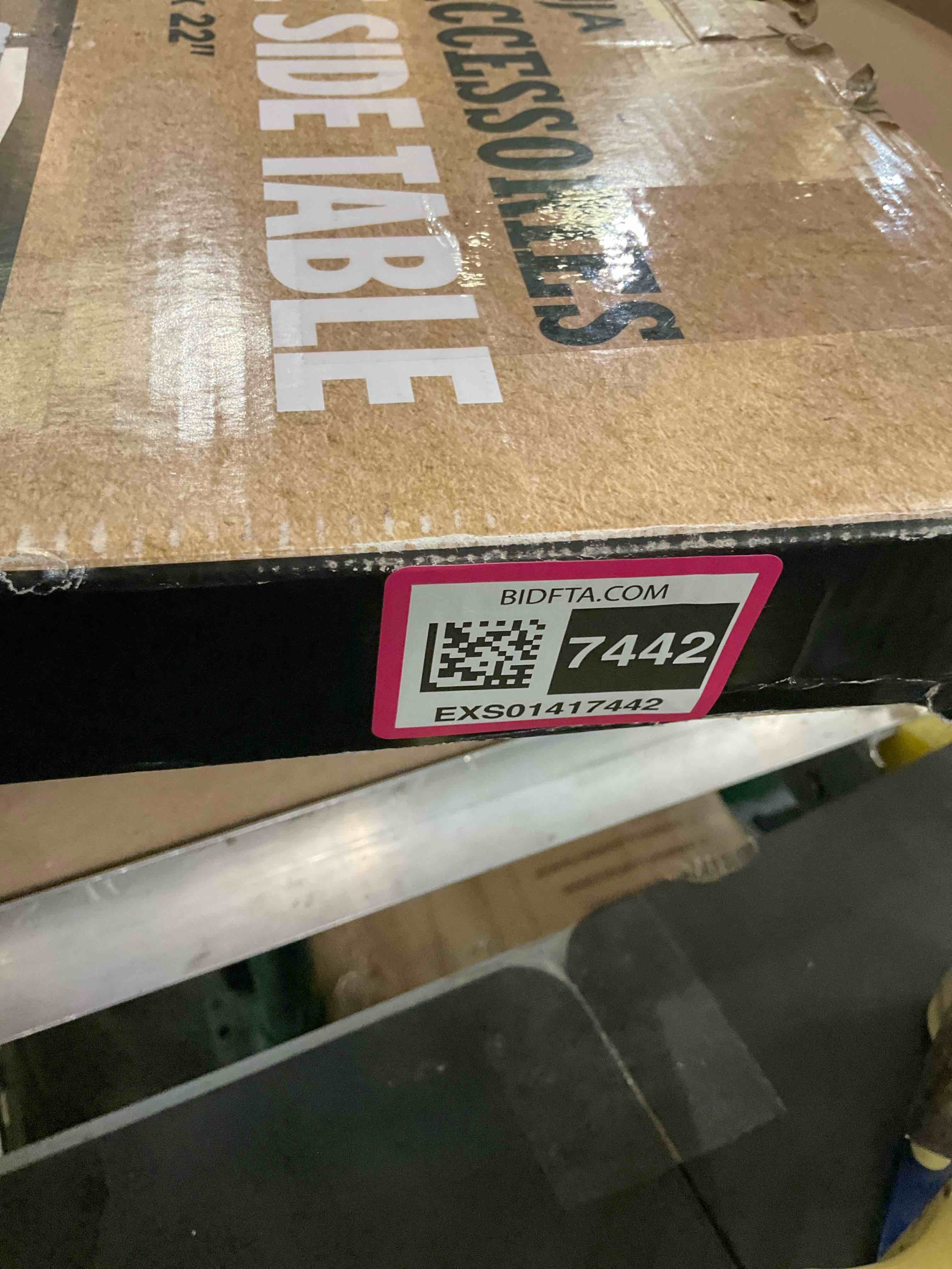 https://s3.amazonaws.com/lotting-images-prod/BargainHunt/EXS01417442_1721673888466.jpeg