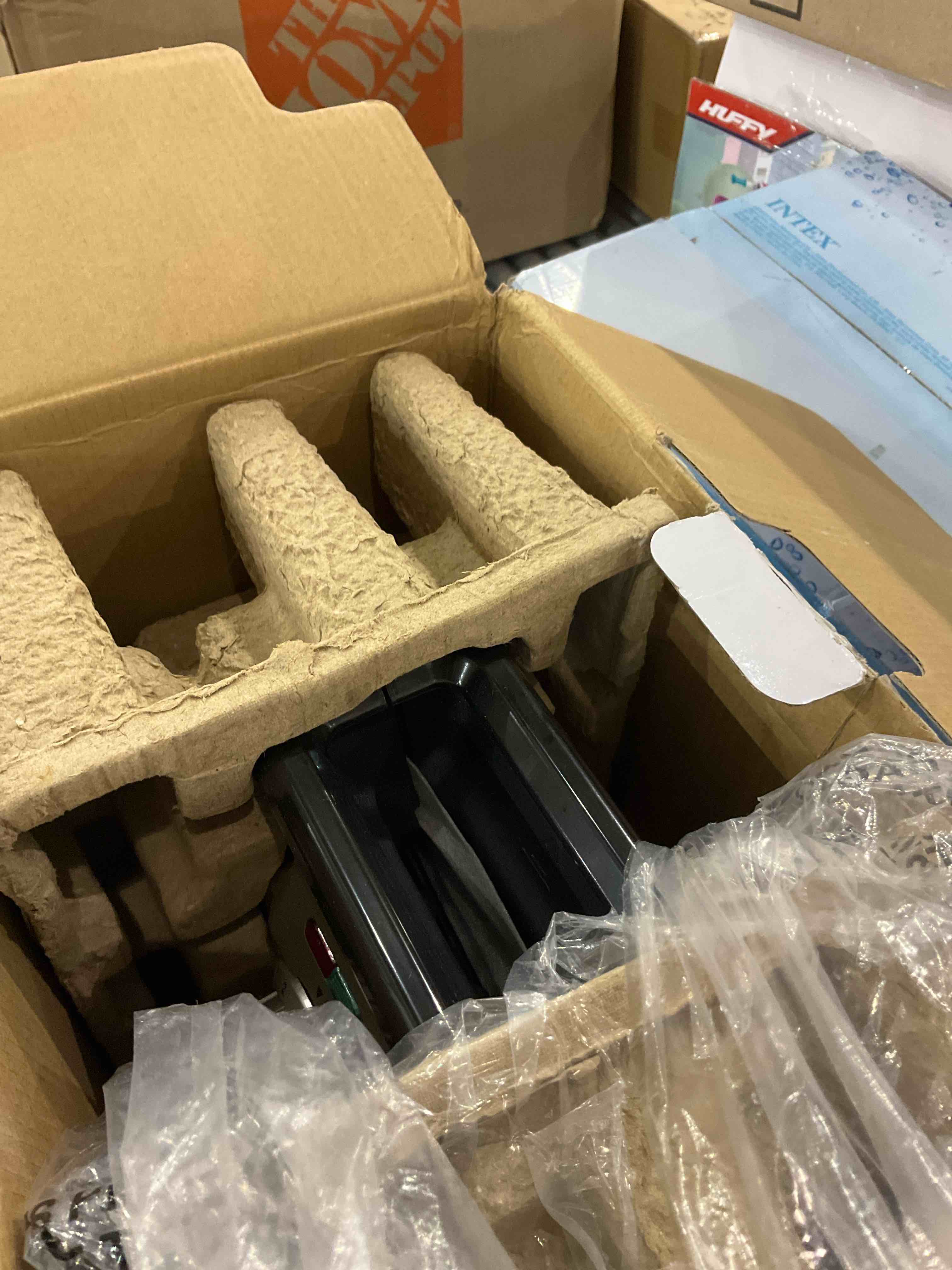https://s3.amazonaws.com/lotting-images-prod/BargainHunt/EXS01418276_1721733515775.jpeg