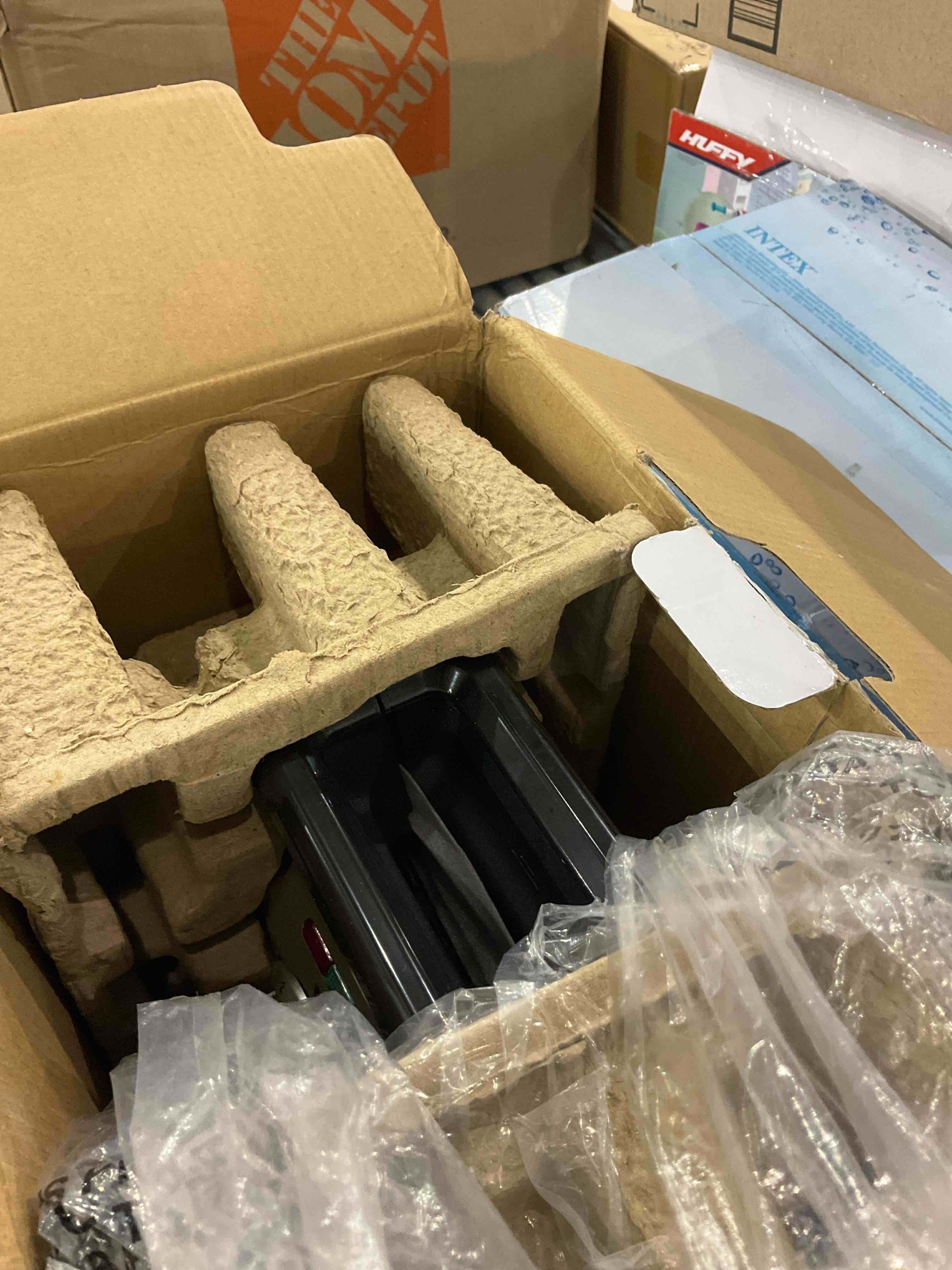 https://s3.amazonaws.com/lotting-images-prod/BargainHunt/EXS01418276_1721733516748.jpeg