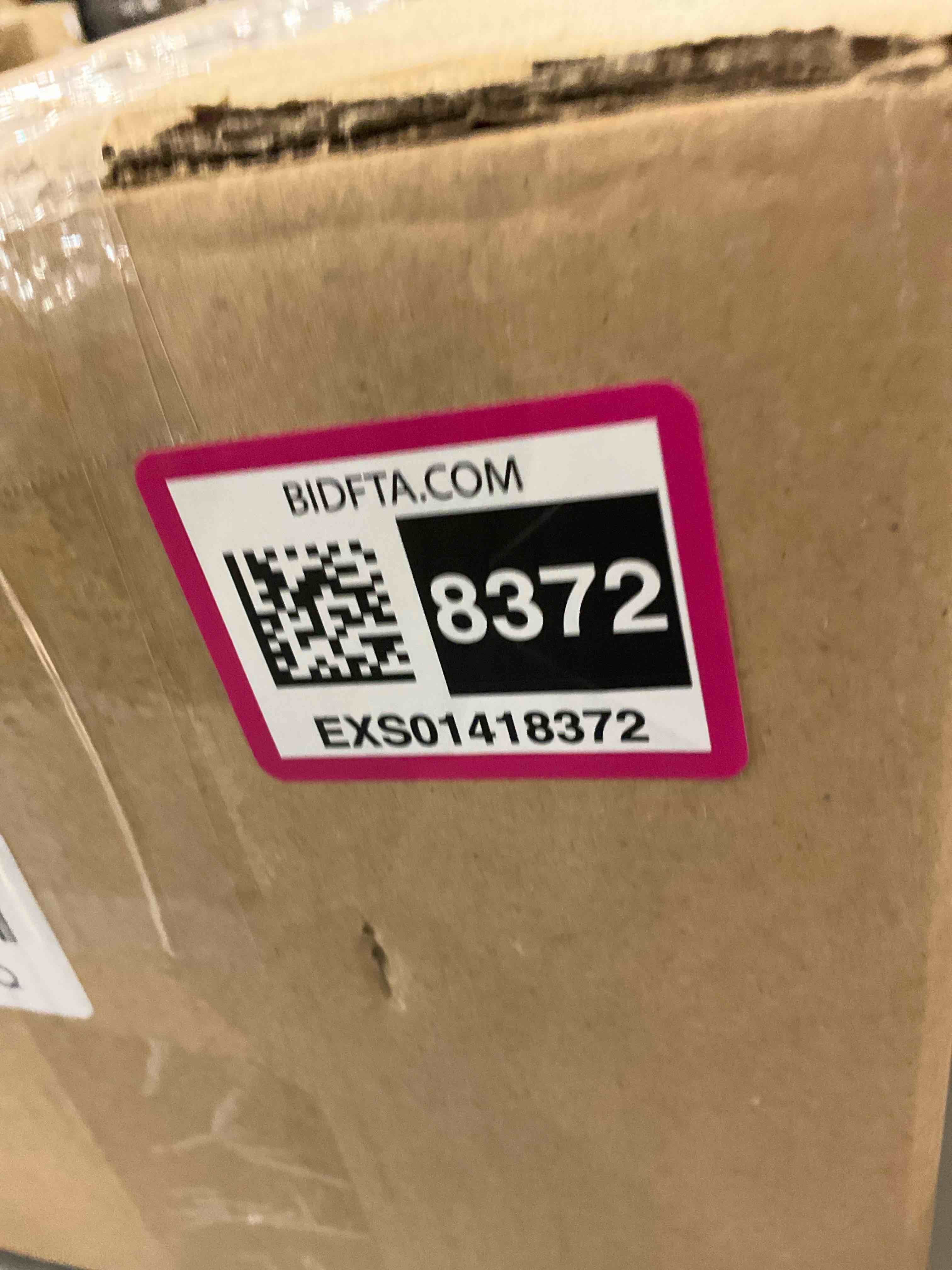 https://s3.amazonaws.com/lotting-images-prod/BargainHunt/EXS01418372_1721753554679.jpeg
