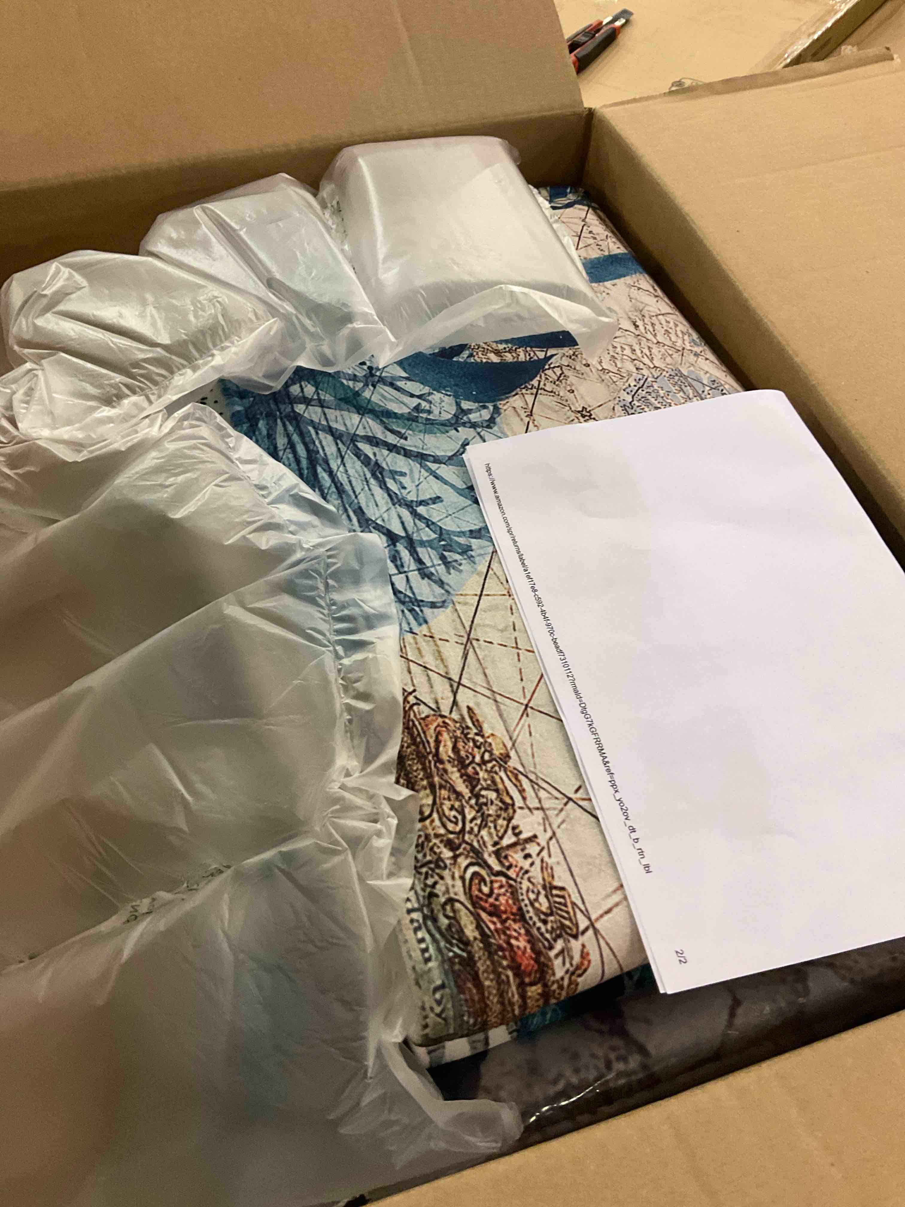 https://s3.amazonaws.com/lotting-images-prod/BargainHunt/EXS01418429_1721823243871.jpeg