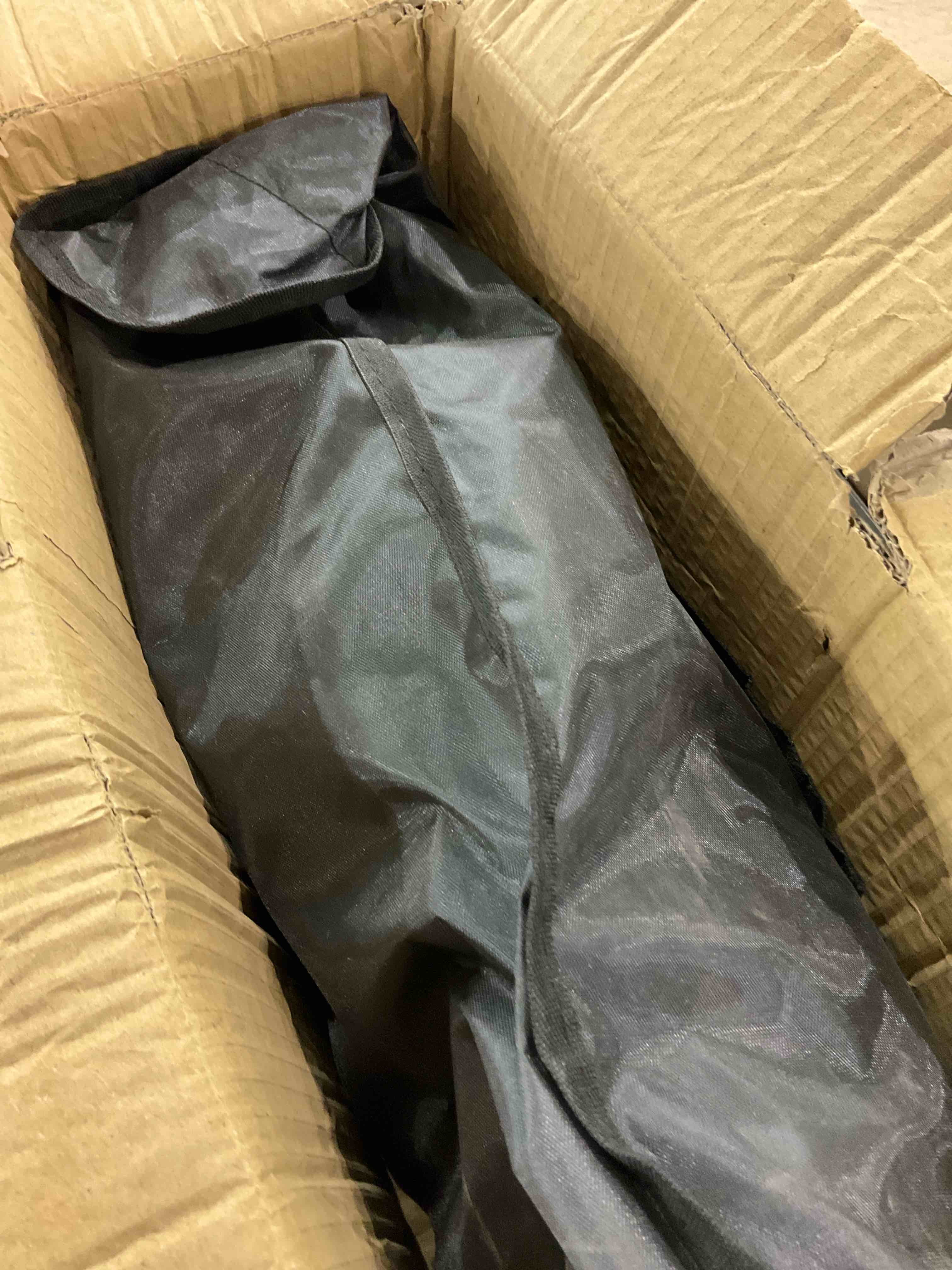 https://s3.amazonaws.com/lotting-images-prod/BargainHunt/EXS01418489_1721908241709.jpeg