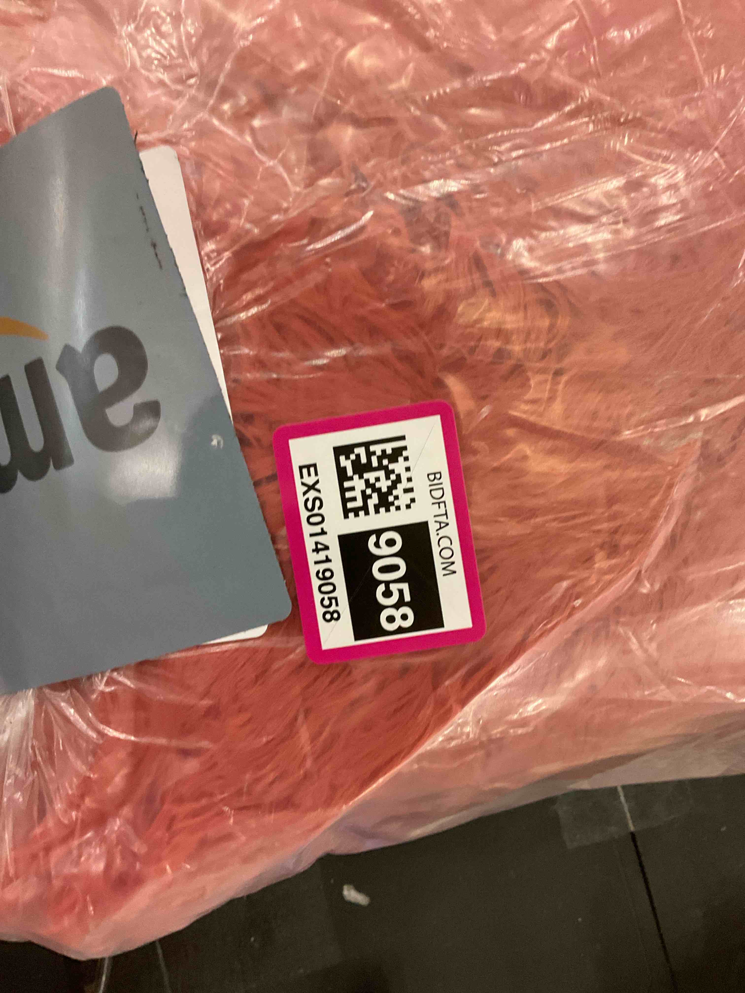https://s3.amazonaws.com/lotting-images-prod/BargainHunt/EXS01419058_1722262502445.jpeg