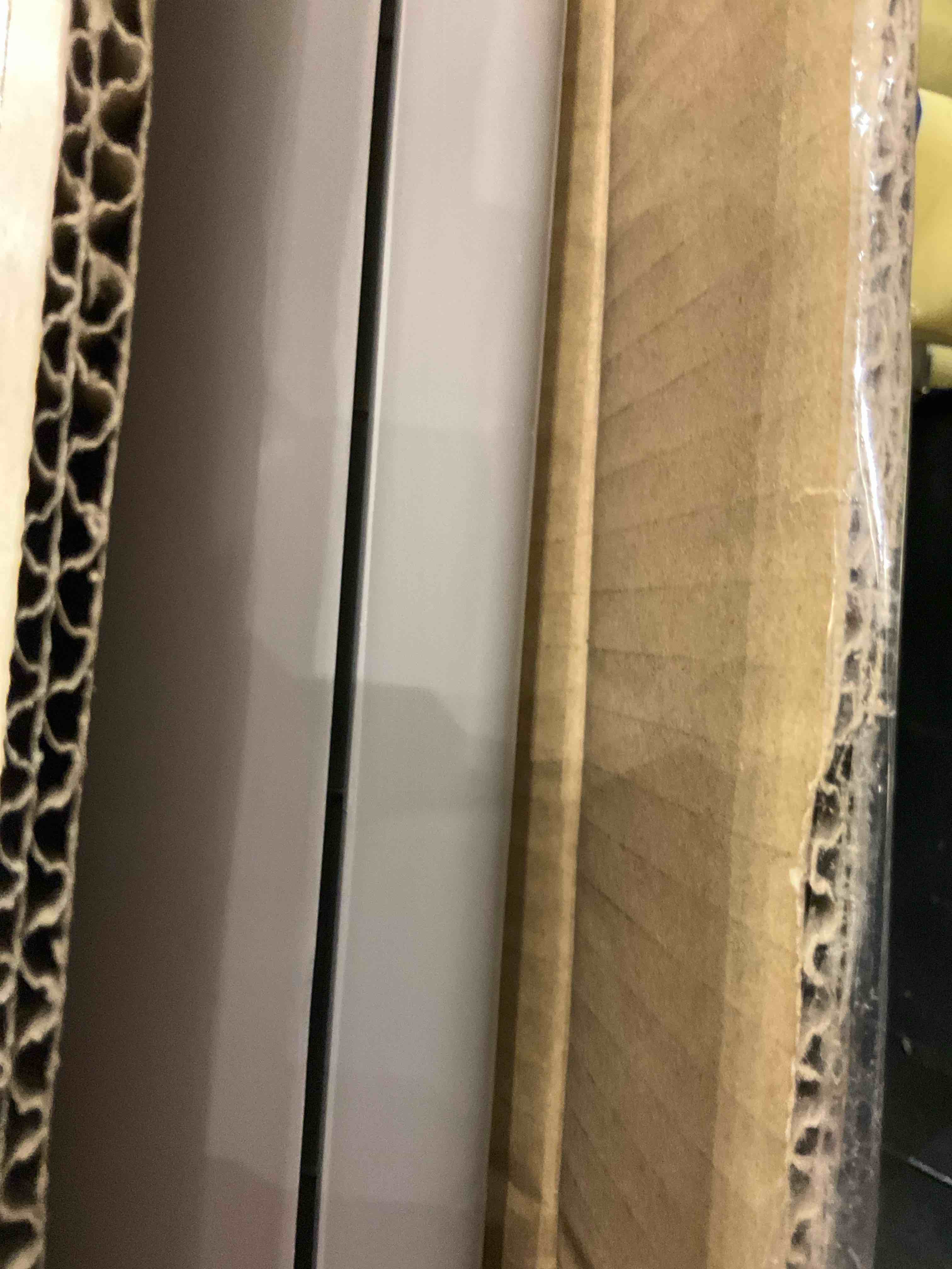https://s3.amazonaws.com/lotting-images-prod/BargainHunt/EXS01419067_1722263825603.jpeg