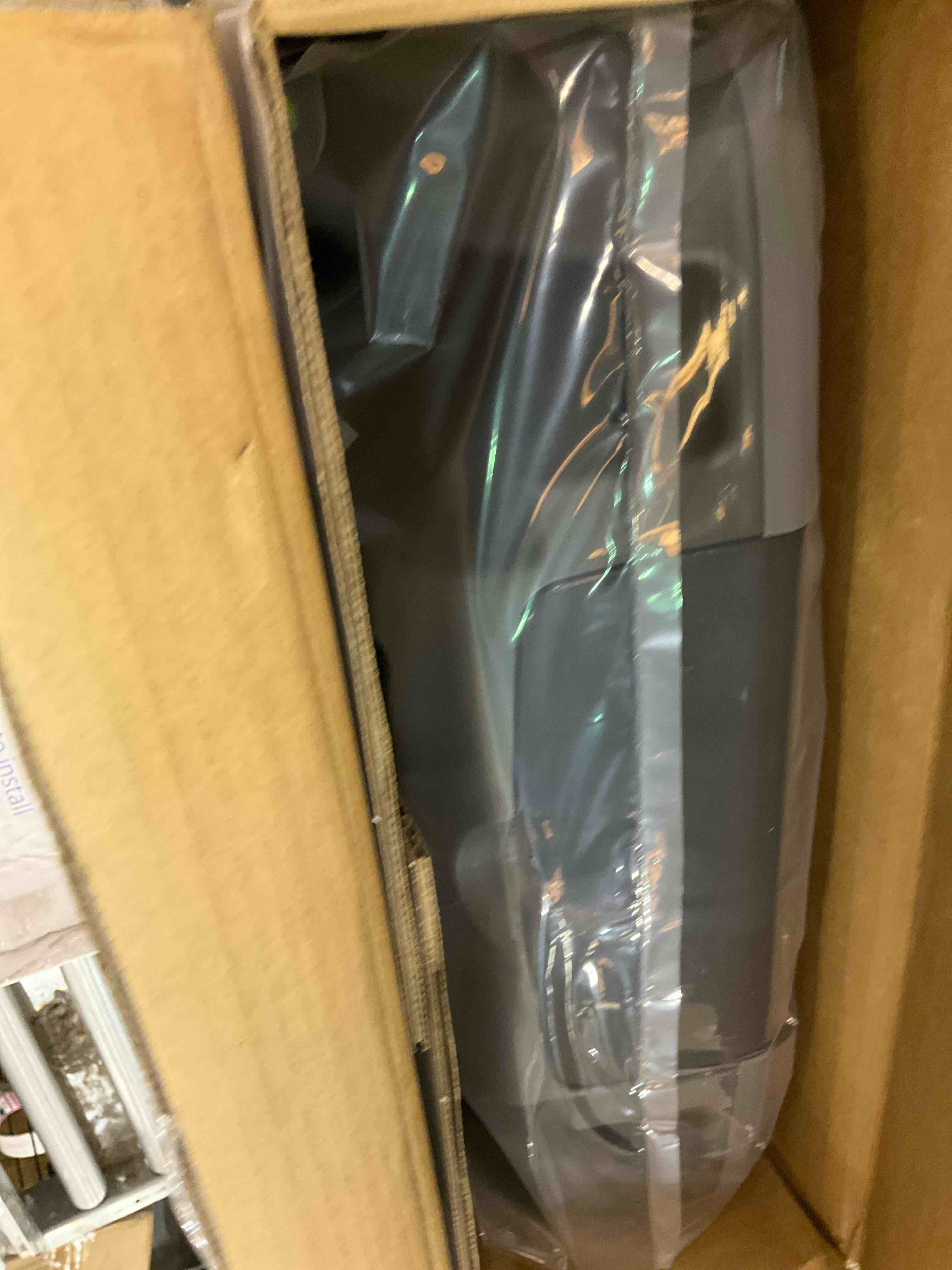 https://s3.amazonaws.com/lotting-images-prod/BargainHunt/EXS01419103_1722271138539.jpeg