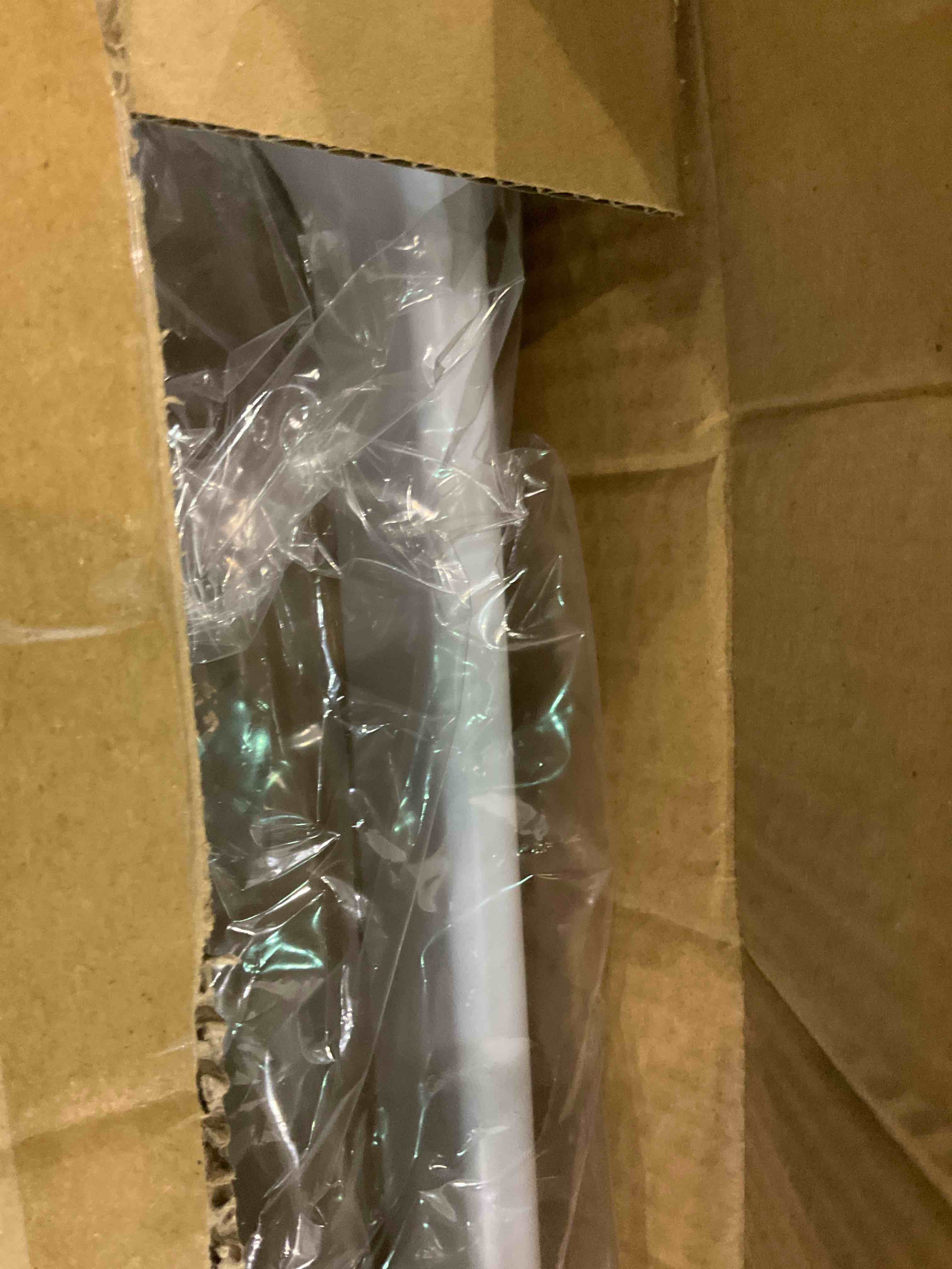 https://s3.amazonaws.com/lotting-images-prod/BargainHunt/EXS01419168_1722339598426.jpeg