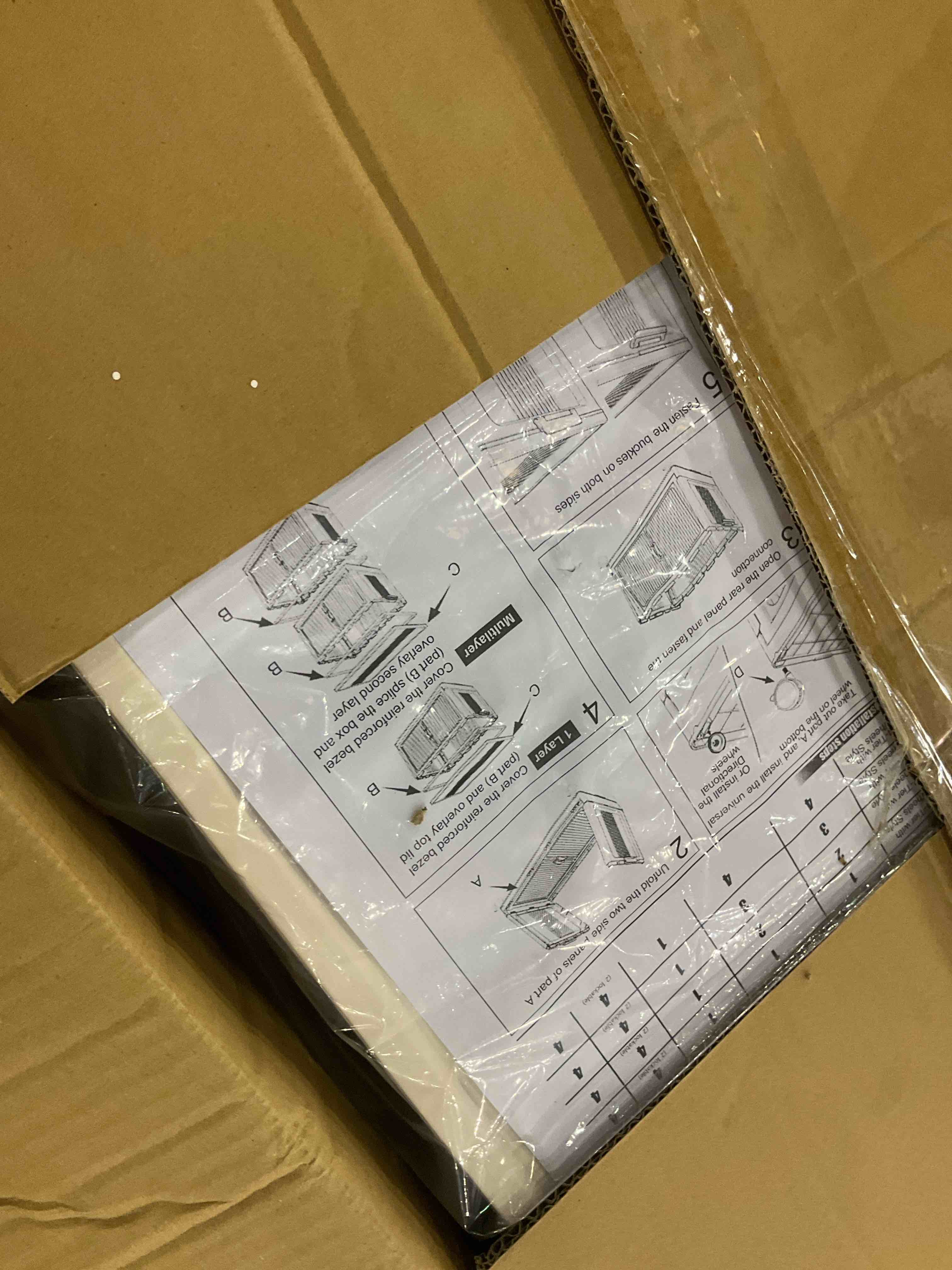 https://s3.amazonaws.com/lotting-images-prod/BargainHunt/EXS01419386_1722601437447.jpeg