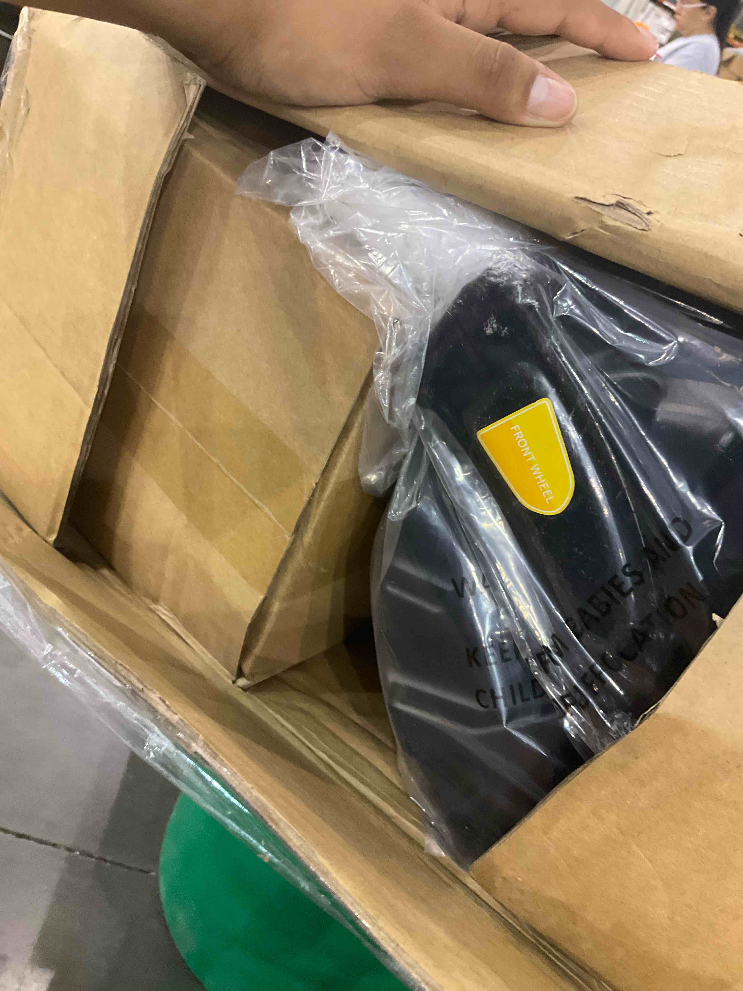 https://s3.amazonaws.com/lotting-images-prod/BargainHunt/EXS01419739_1721216133772.jpeg