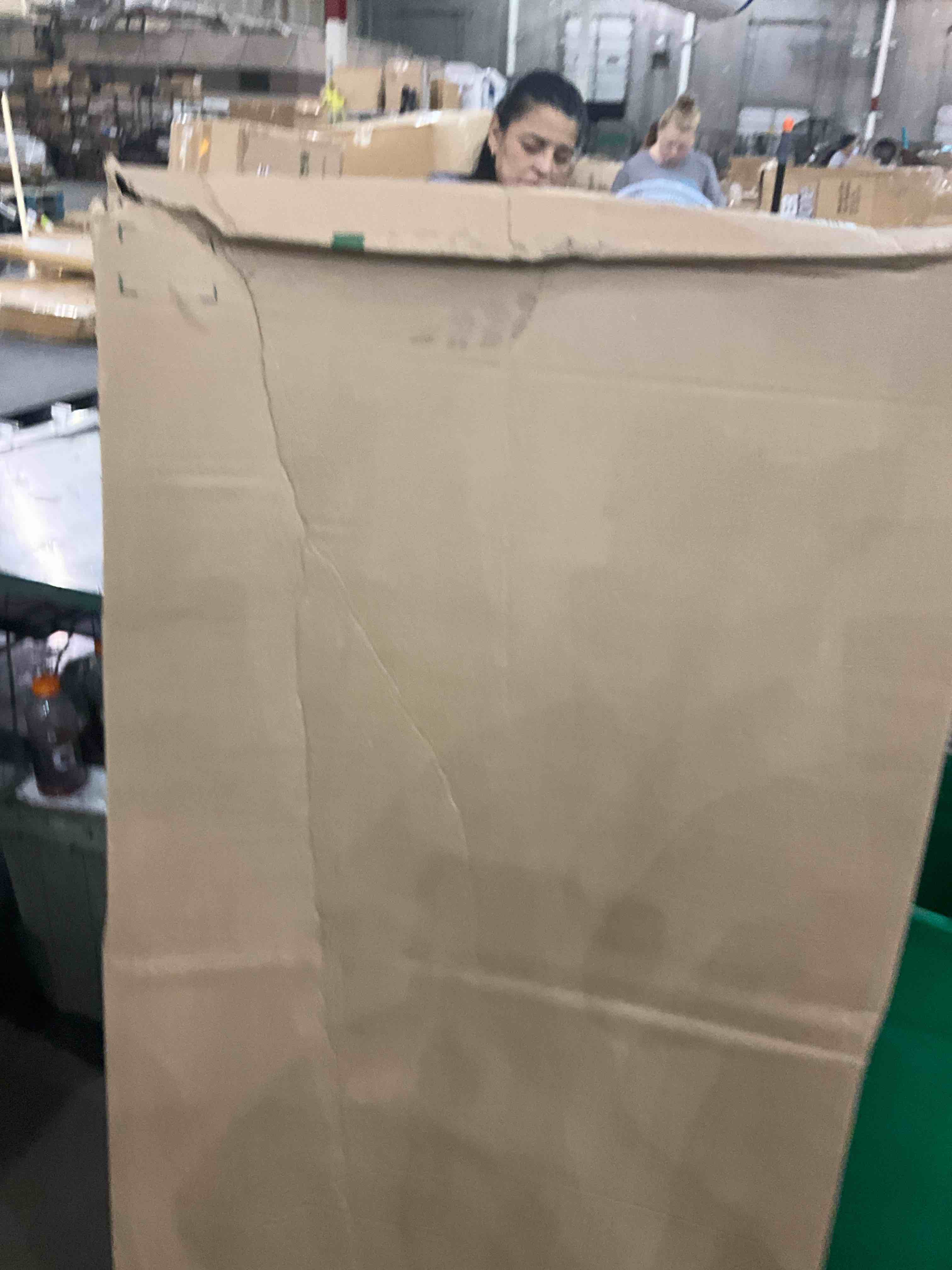 https://s3.amazonaws.com/lotting-images-prod/BargainHunt/EXS01419748_1721216295004.jpeg