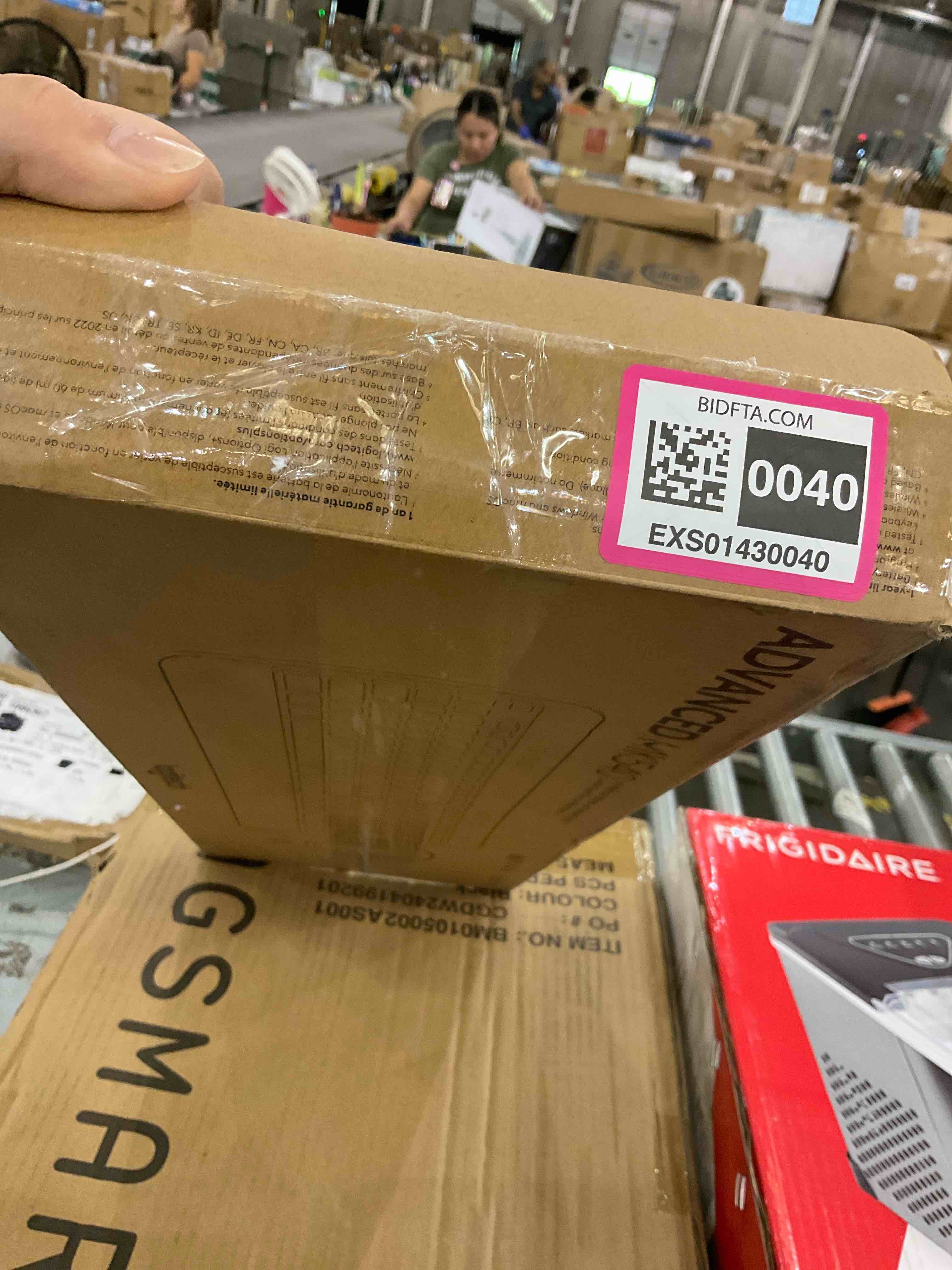 https://s3.amazonaws.com/lotting-images-prod/BargainHunt/EXS01430040_1722865037440.jpeg