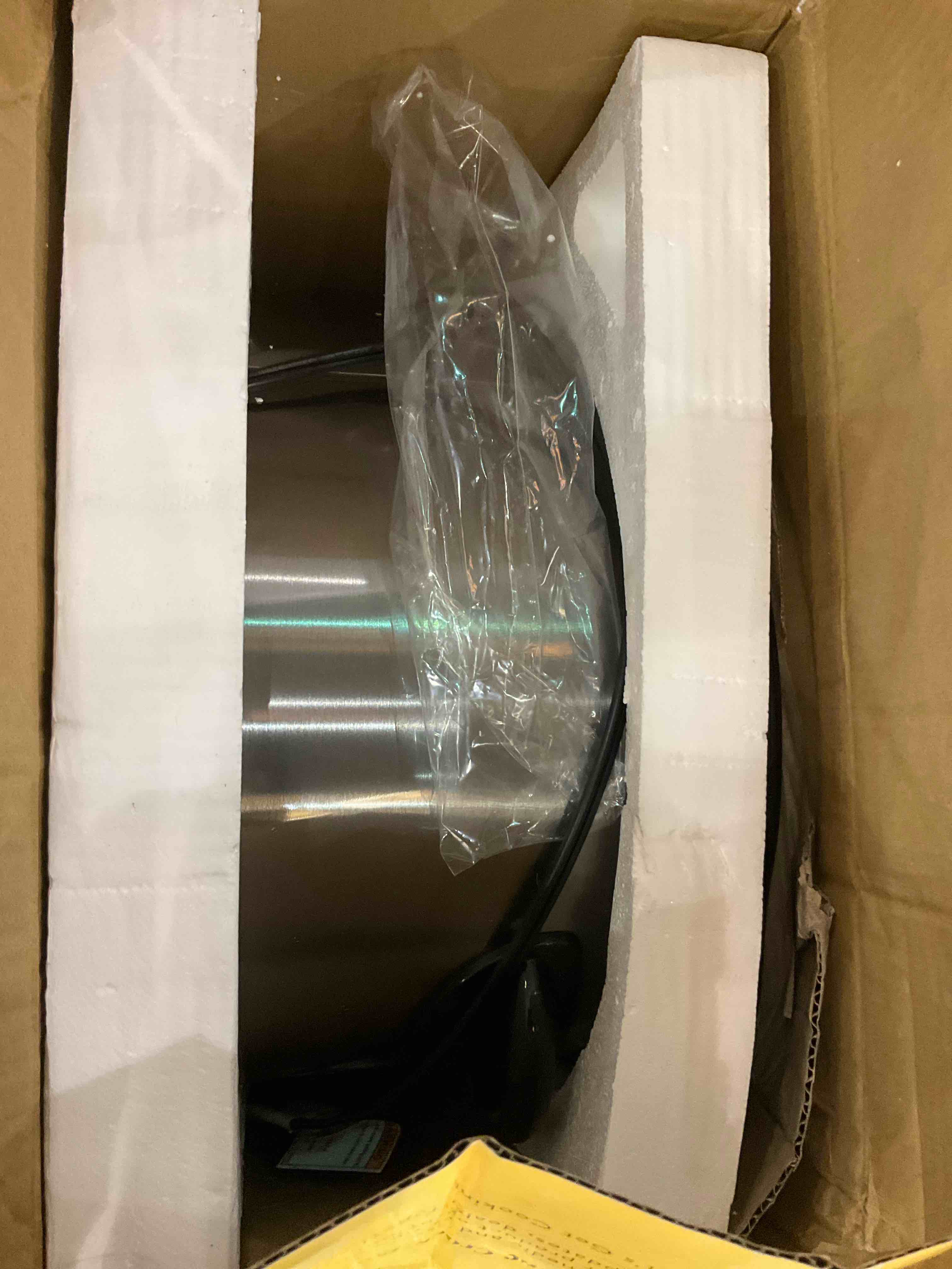 https://s3.amazonaws.com/lotting-images-prod/BargainHunt/EXS01430059_1722867282945.jpeg