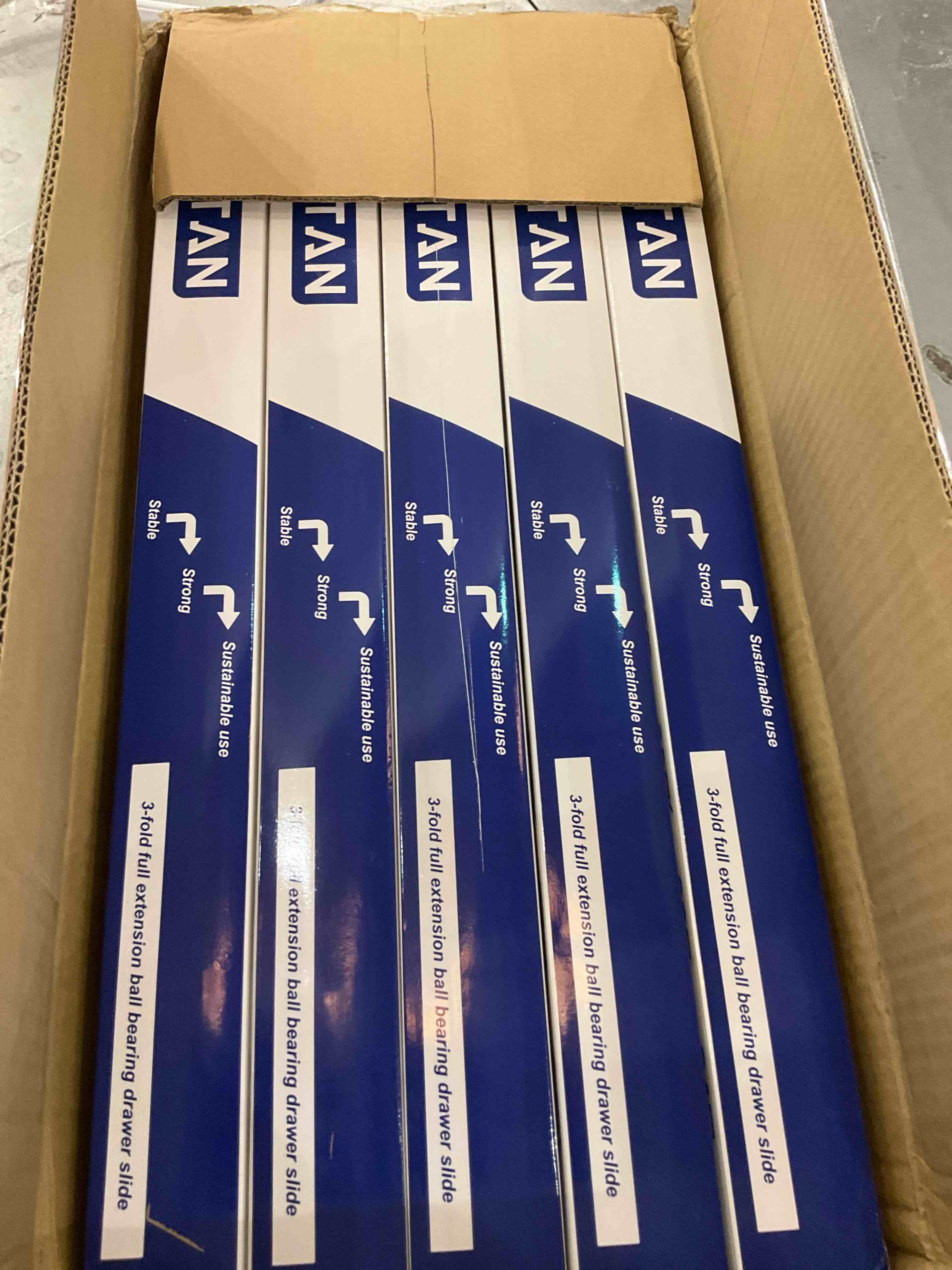 https://s3.amazonaws.com/lotting-images-prod/BargainHunt/EXS01430145_1722958103179.jpeg