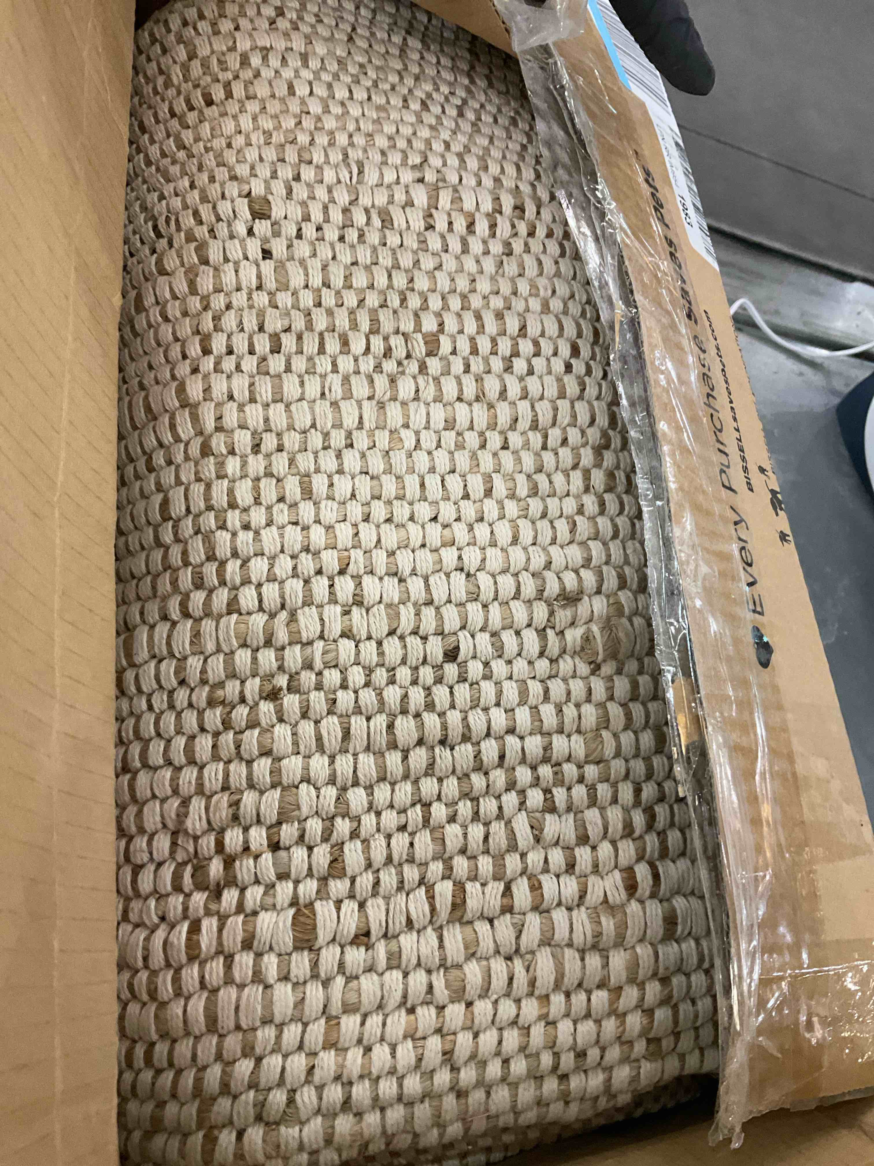 https://s3.amazonaws.com/lotting-images-prod/BargainHunt/EXS01430148_1722958406461.jpeg