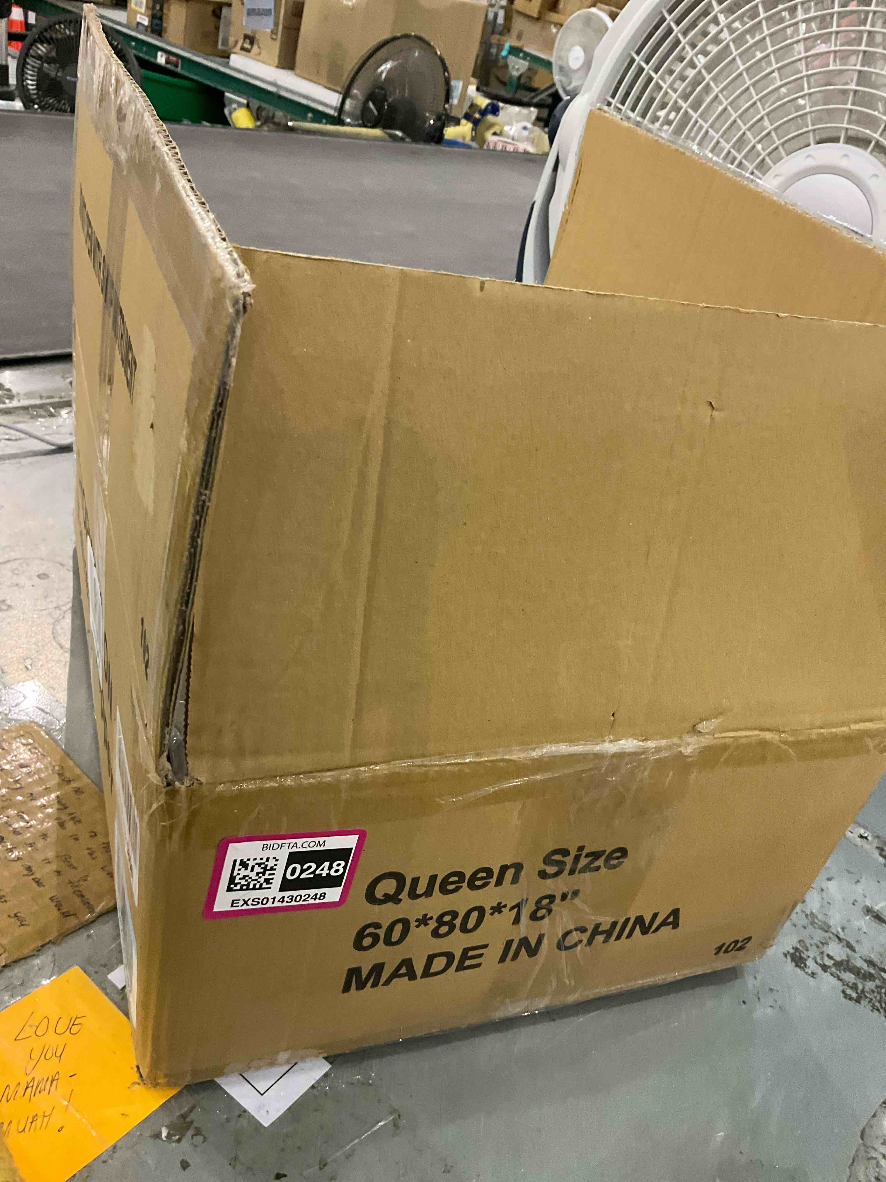 https://s3.amazonaws.com/lotting-images-prod/BargainHunt/EXS01430248_1723041505680.jpeg