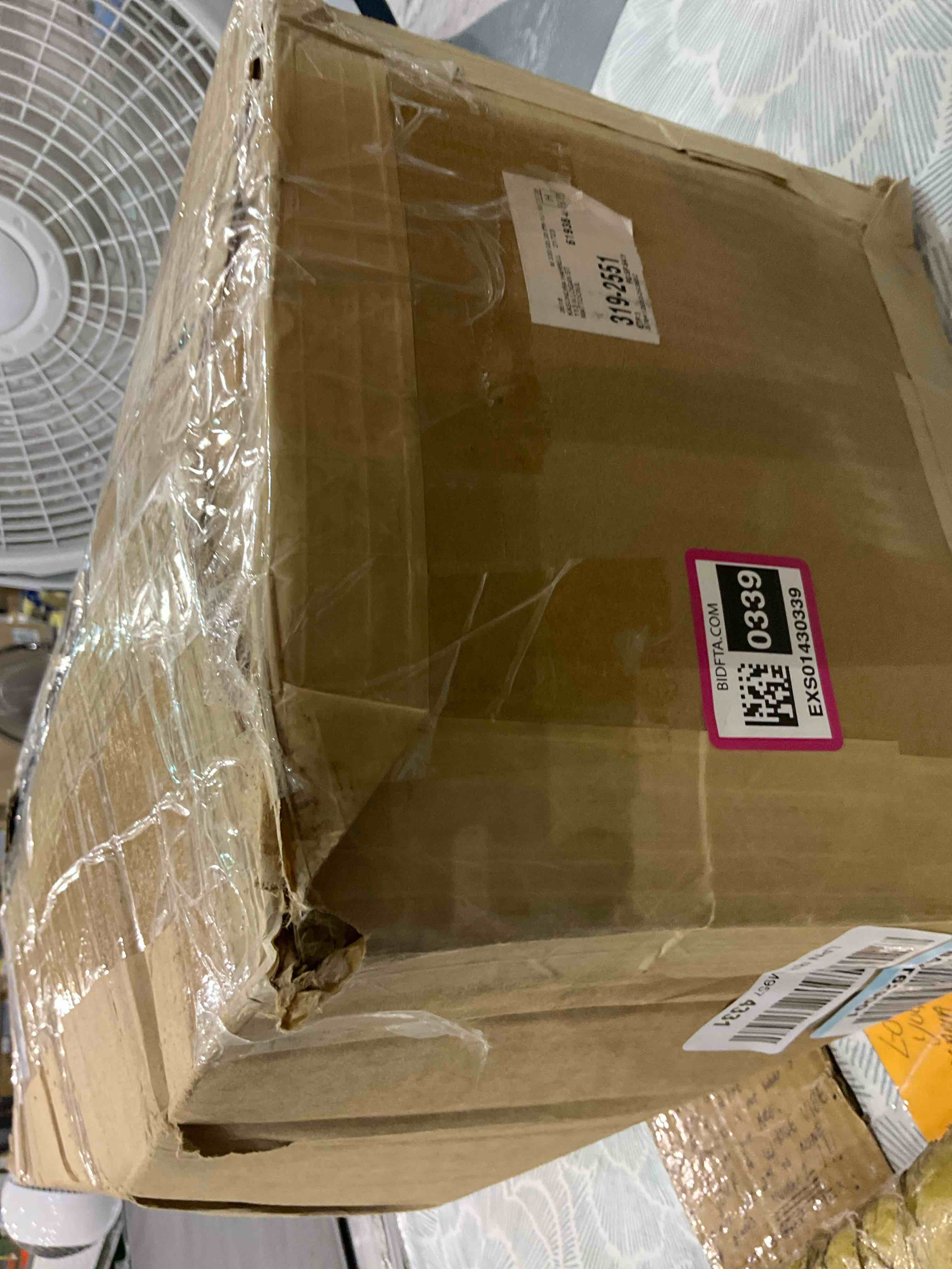 https://s3.amazonaws.com/lotting-images-prod/BargainHunt/EXS01430339_1723120948889.jpeg
