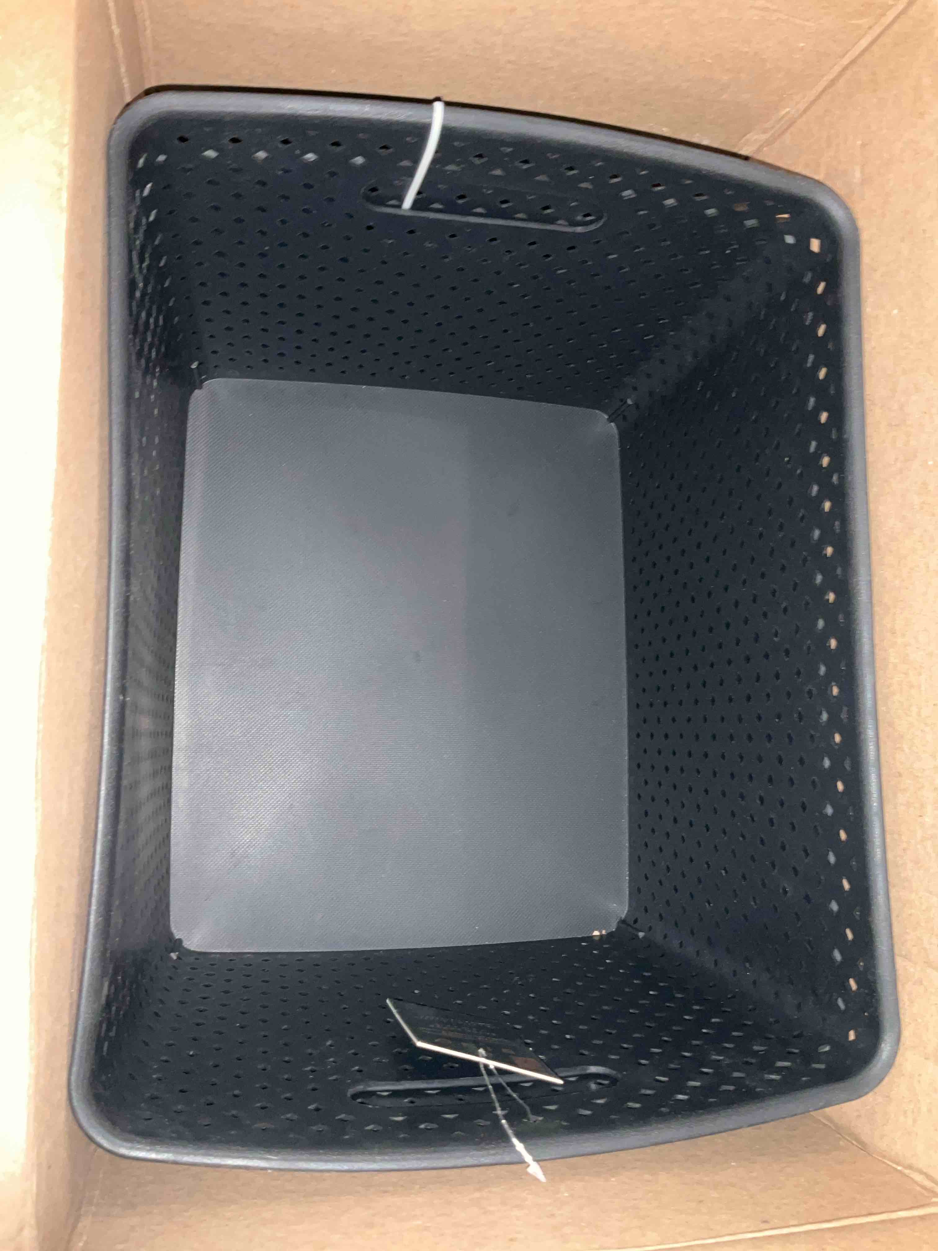 https://s3.amazonaws.com/lotting-images-prod/BargainHunt/EXS01430487_1723203919566.jpeg