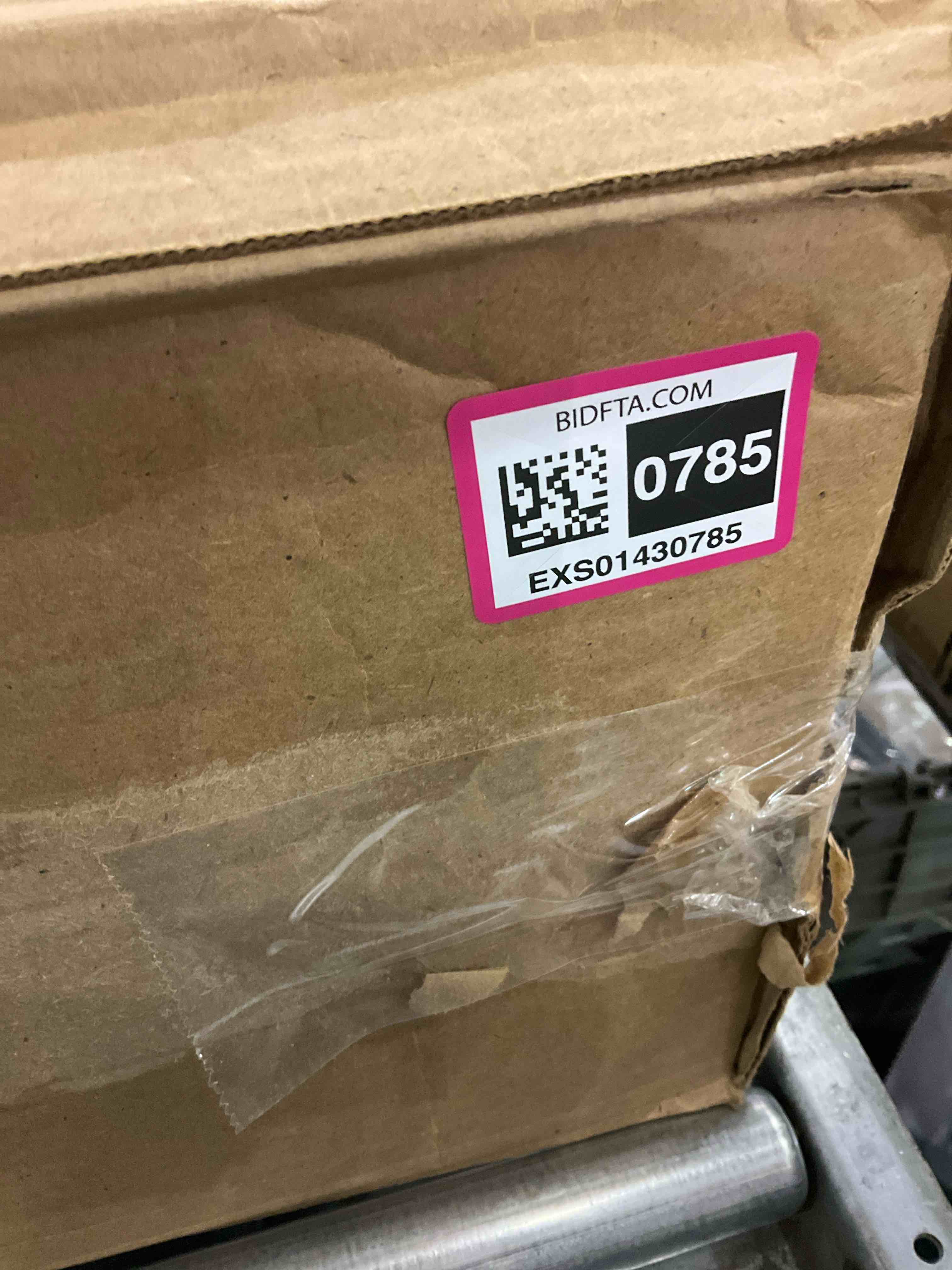 https://s3.amazonaws.com/lotting-images-prod/BargainHunt/EXS01430785_1720700696052.jpeg