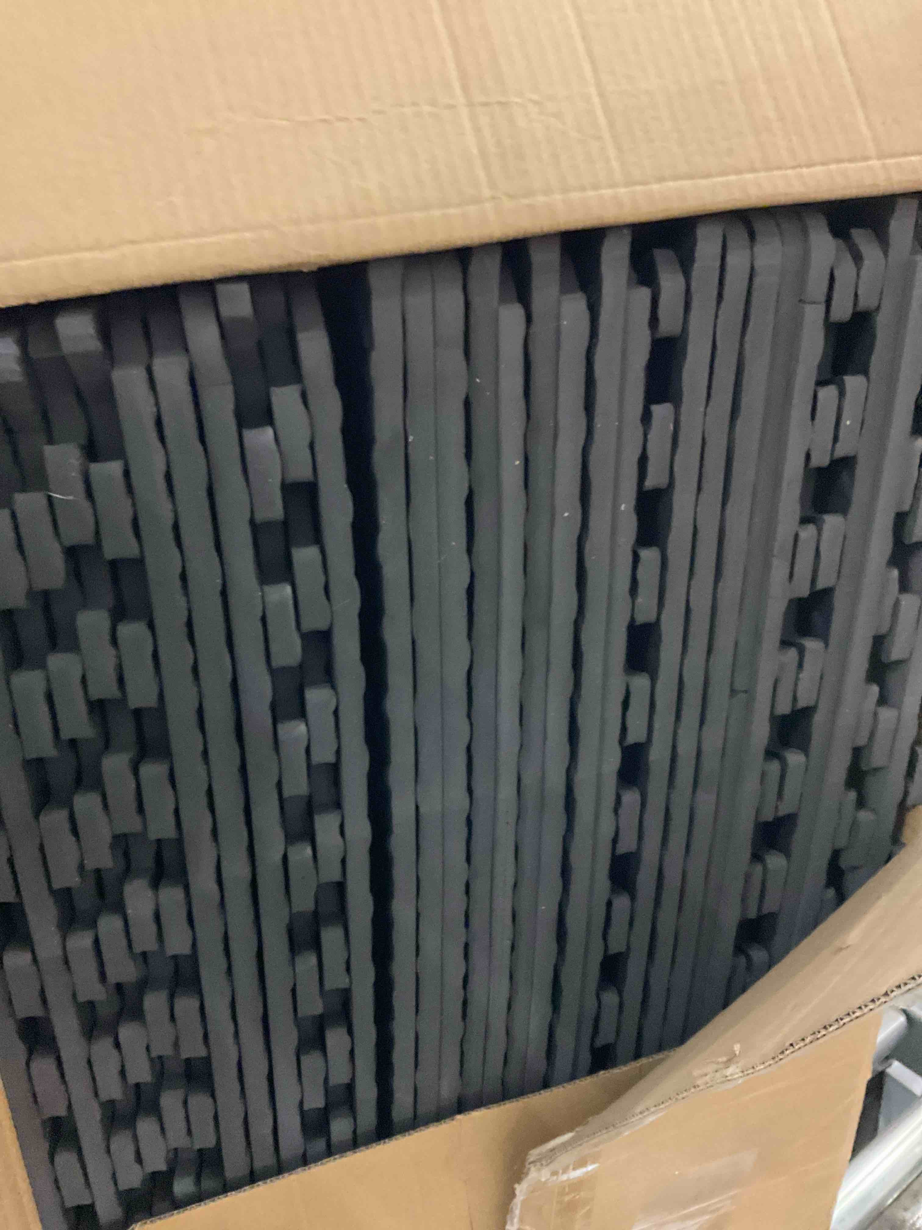 https://s3.amazonaws.com/lotting-images-prod/BargainHunt/EXS01430786_1720700833549.jpeg