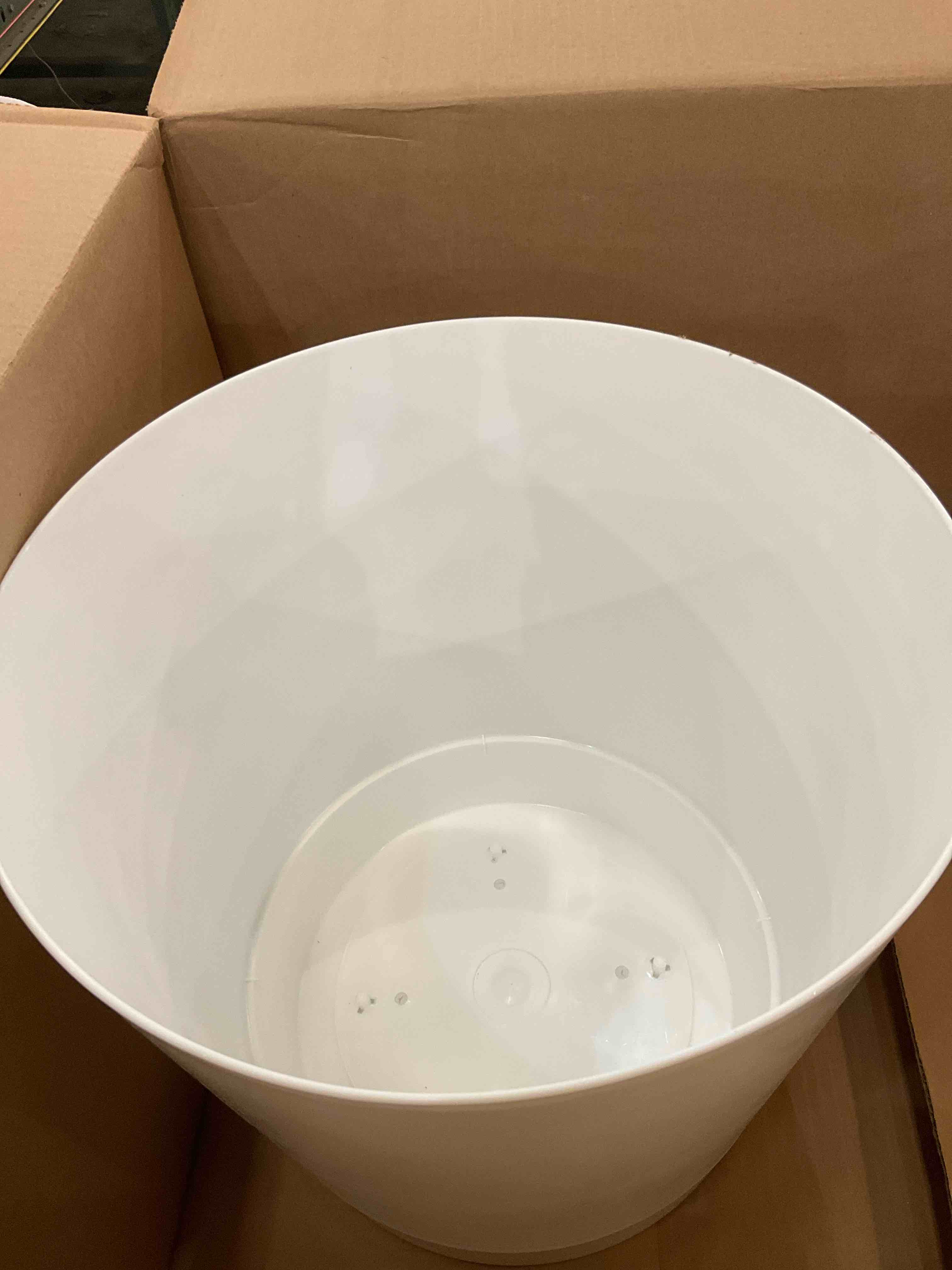 https://s3.amazonaws.com/lotting-images-prod/BargainHunt/EXS01431392_1719852438468.jpeg