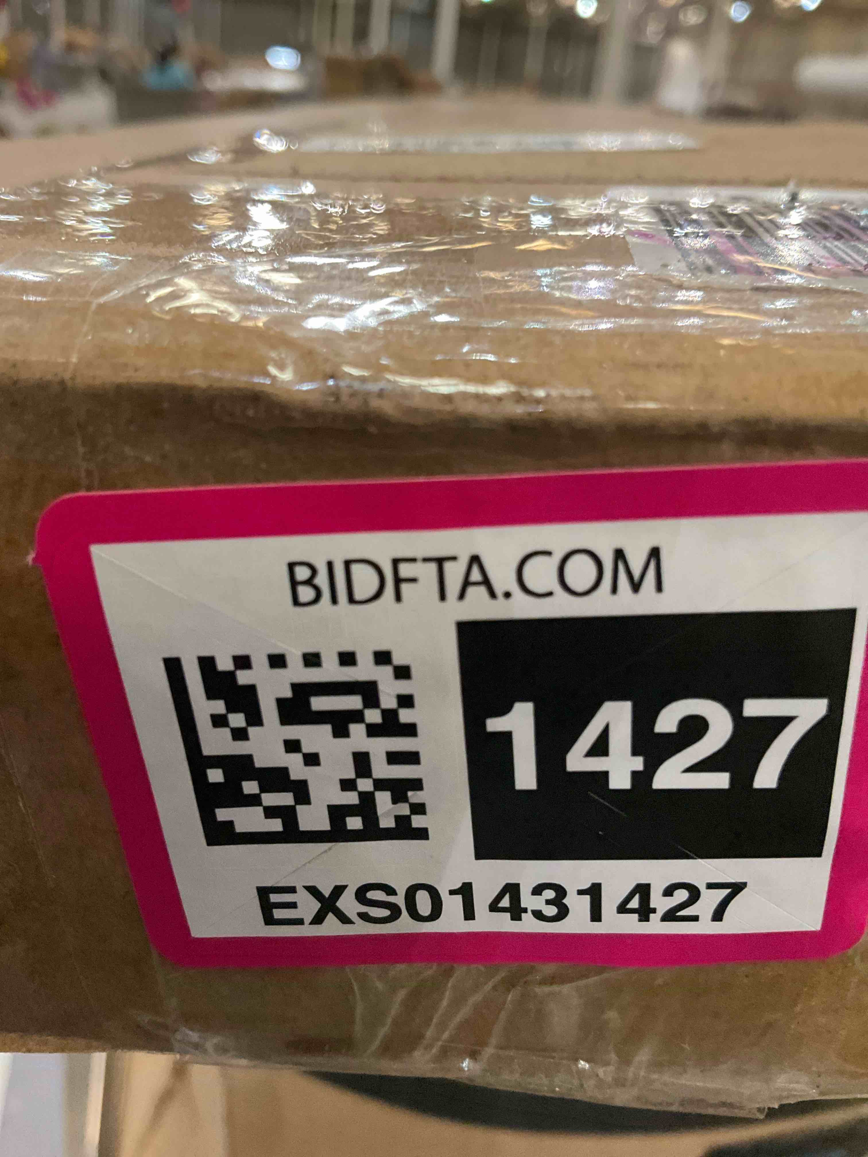 https://s3.amazonaws.com/lotting-images-prod/BargainHunt/EXS01431427_1719859969517.jpeg