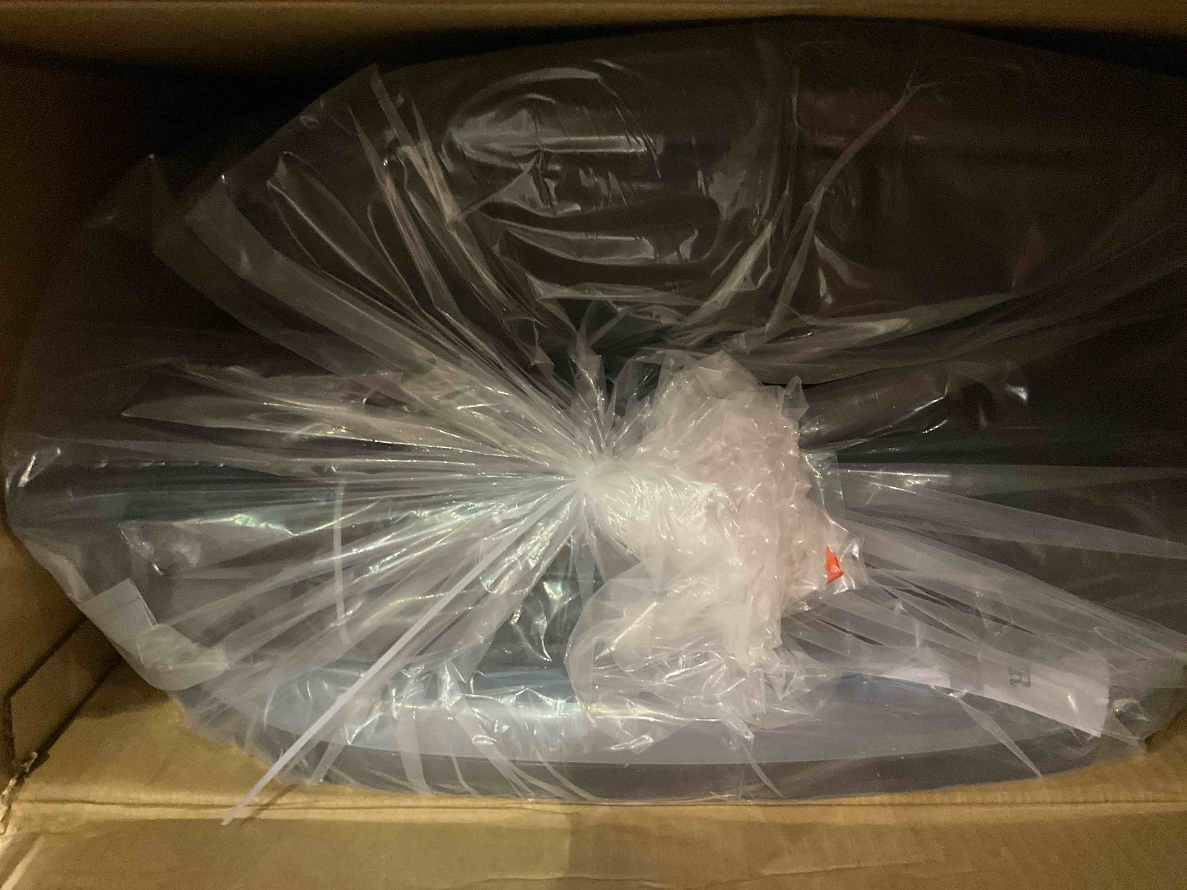 https://s3.amazonaws.com/lotting-images-prod/BargainHunt/EXS01431564_1720009617204.jpeg